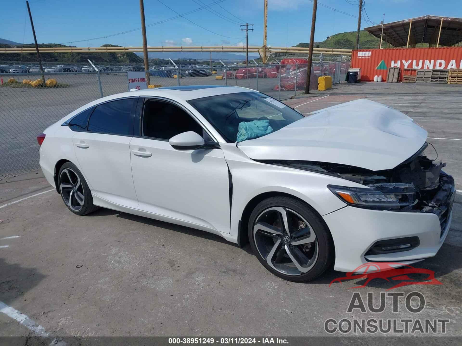 HONDA ACCORD 2018 - 1HGCV2F34JA054006