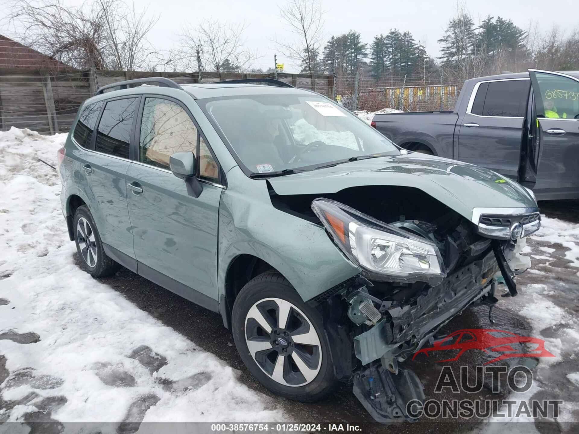 SUBARU FORESTER 2017 - JF2SJAJC8HH562652