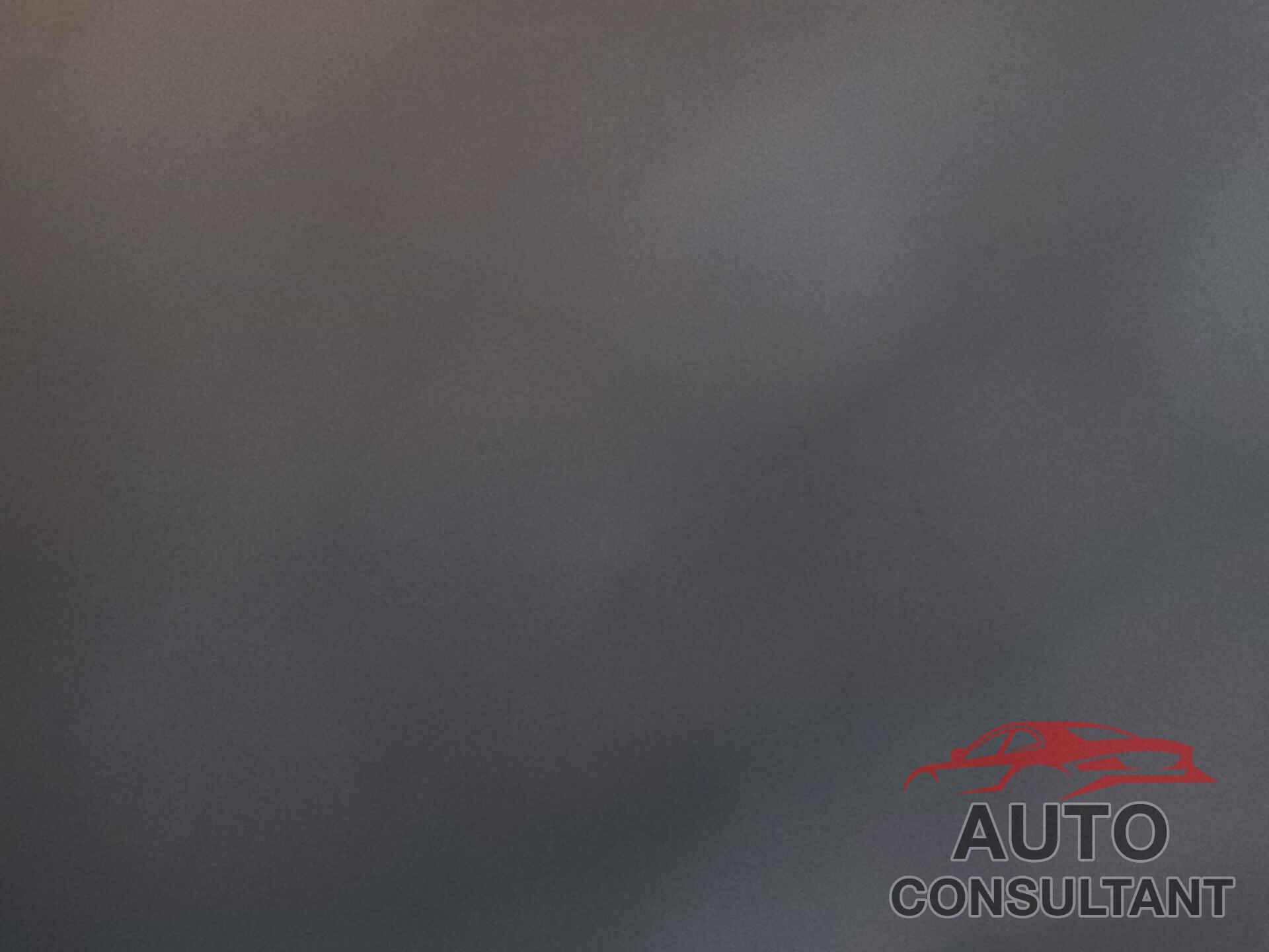 SUBARU FORESTER 2018 - JF2SJAGC4JH589151