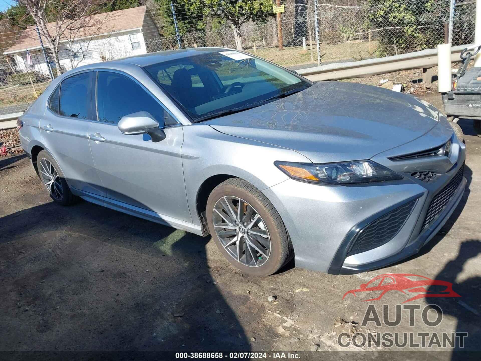 TOYOTA CAMRY 2023 - 4T1G11AK7PU822598