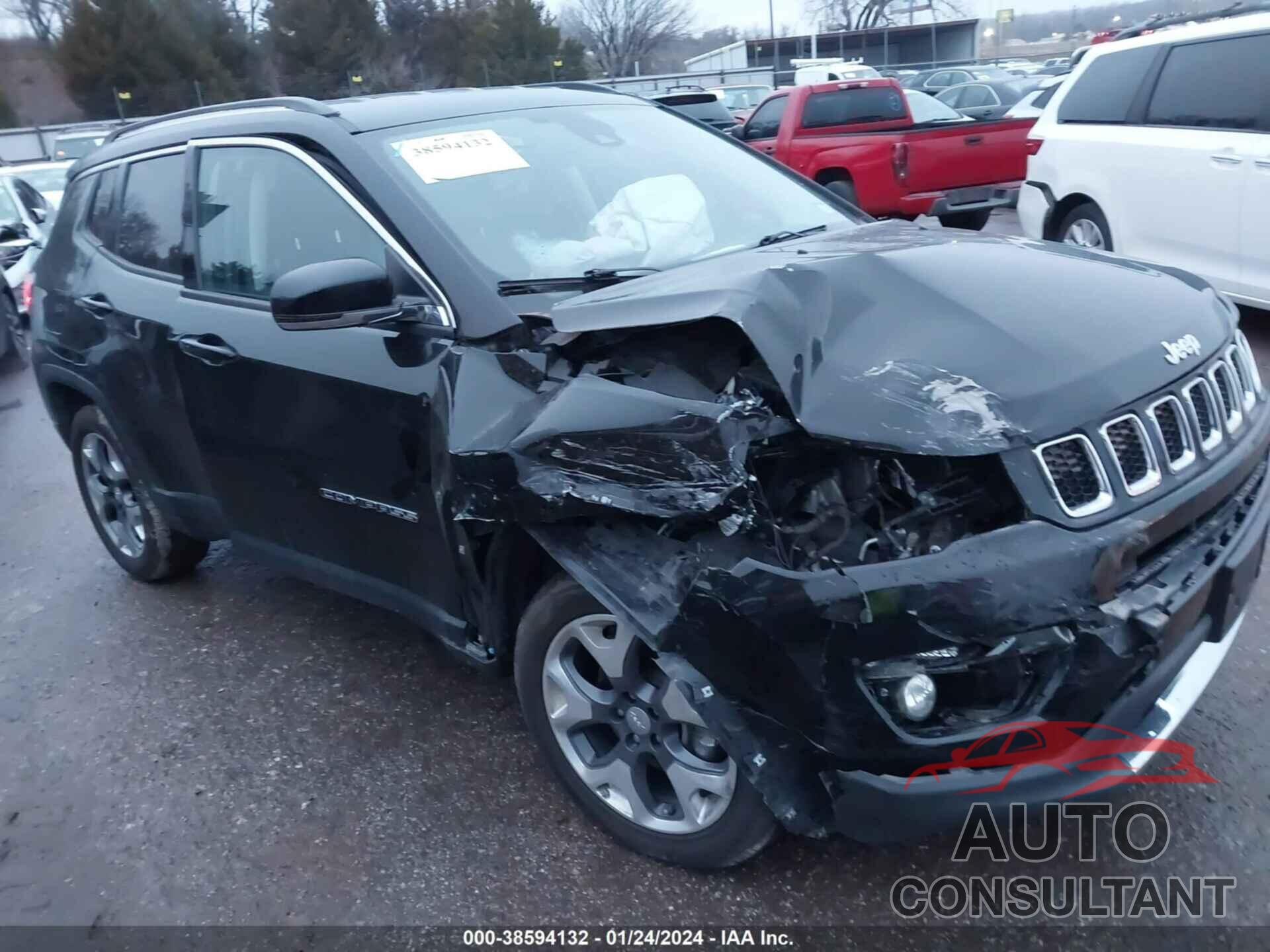 JEEP COMPASS 2018 - 3C4NJDCB8JT334174