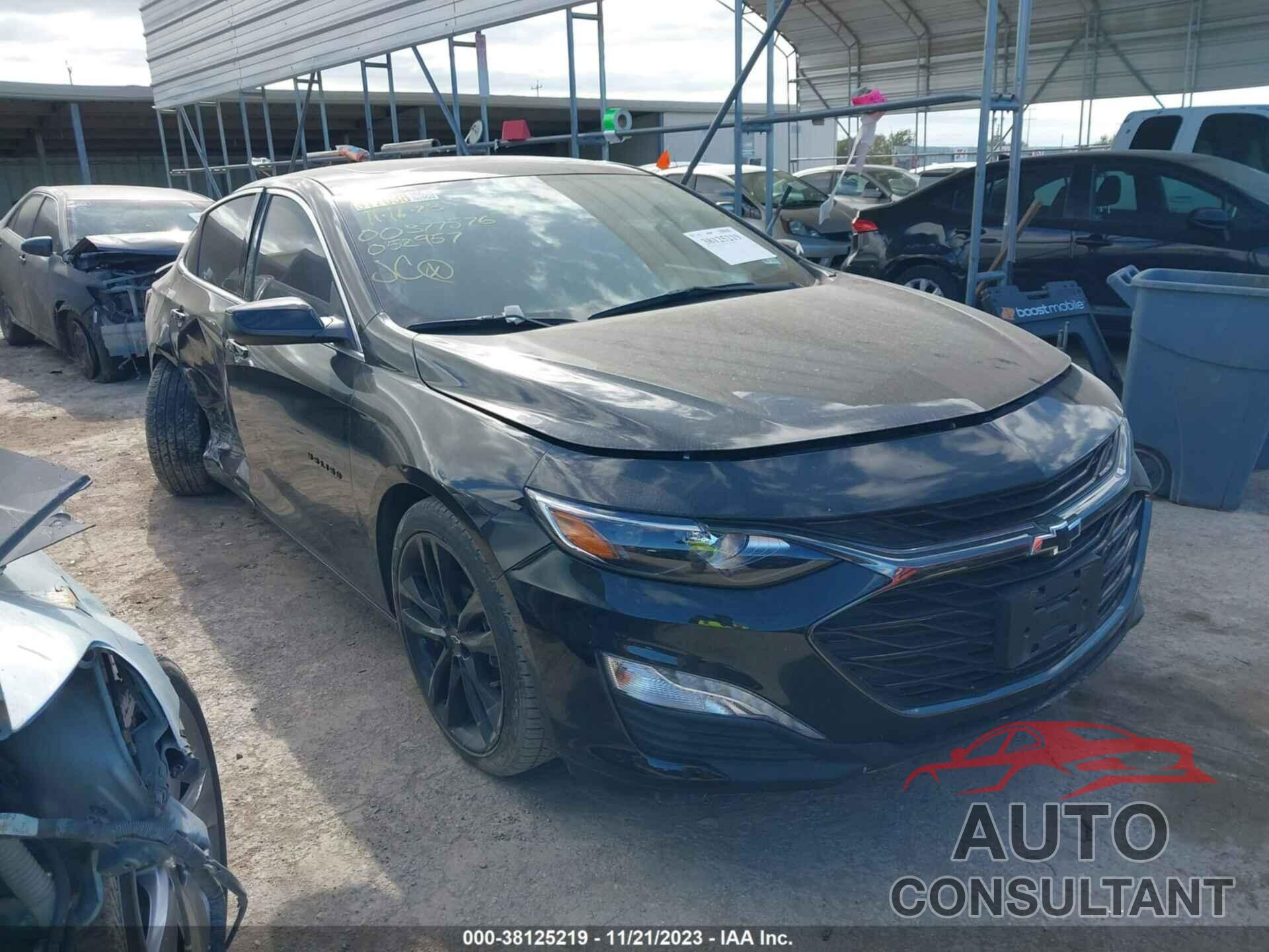 CHEVROLET MALIBU 2021 - 1G1ZD5STXMF052957