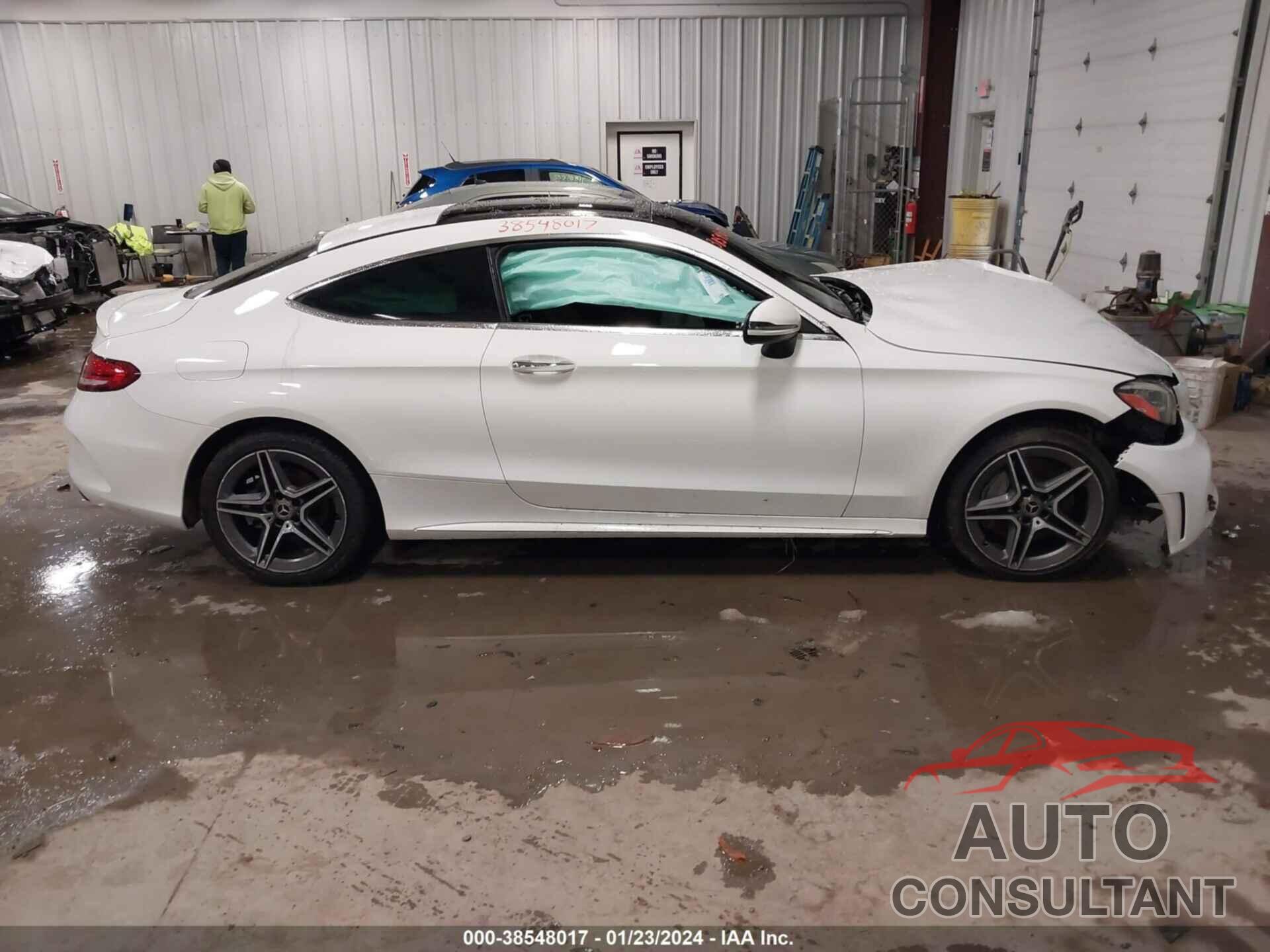 MERCEDES-BENZ C 300 2019 - WDDWJ8EB9KF831308