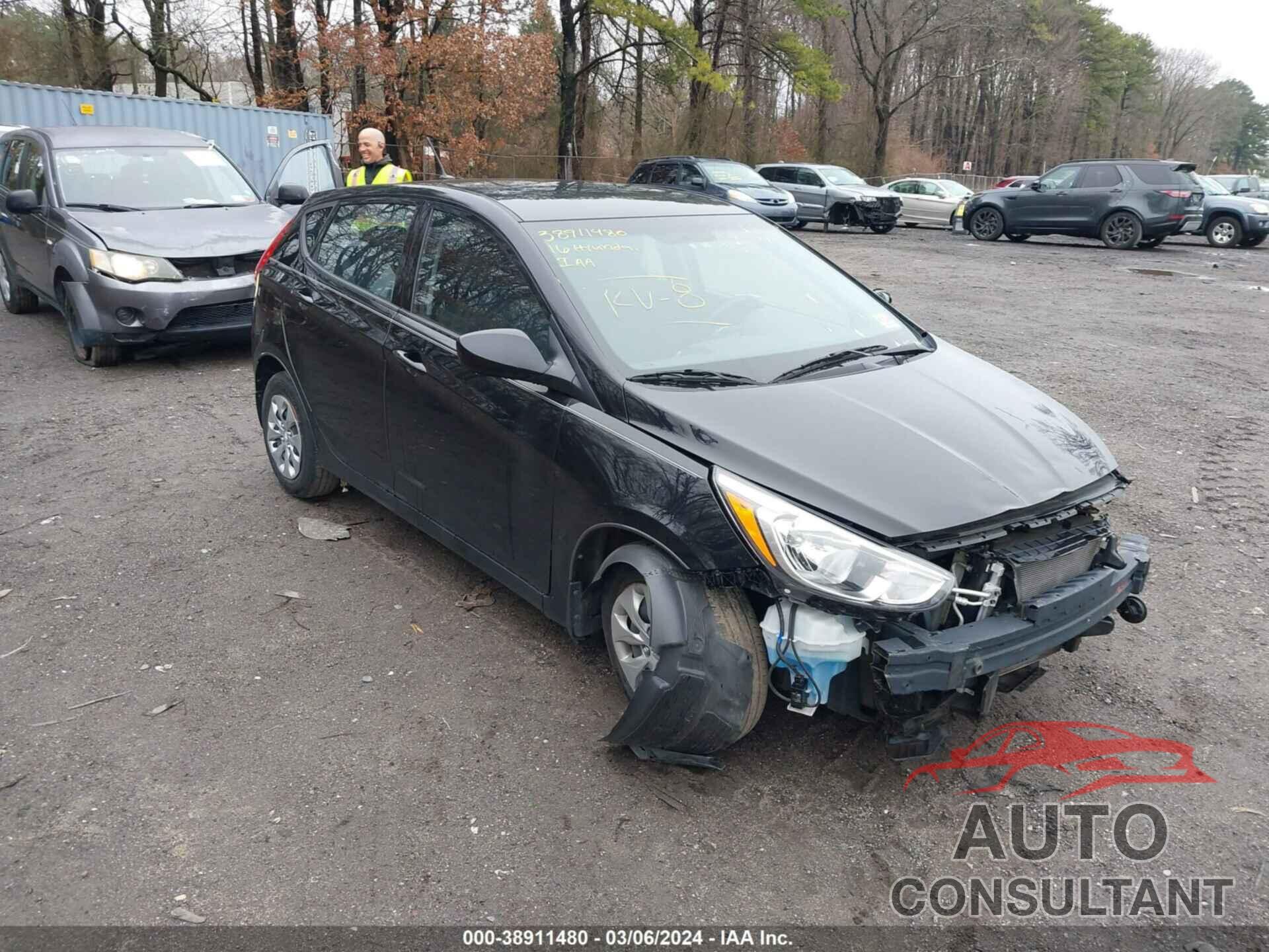 HYUNDAI ACCENT 2016 - KMHCT5AE4GU270407