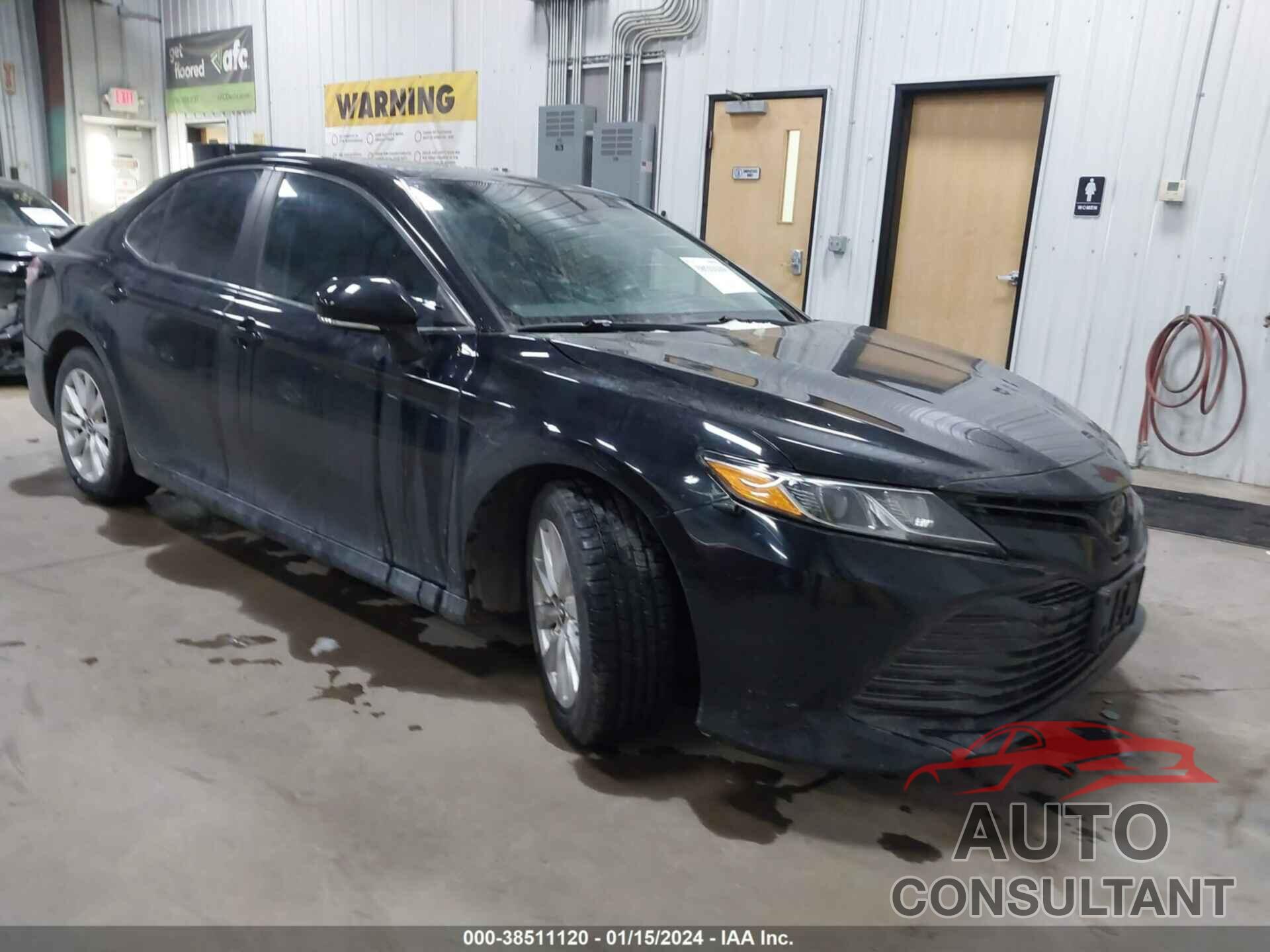 TOYOTA CAMRY 2018 - 4T1B11HKXJU539149