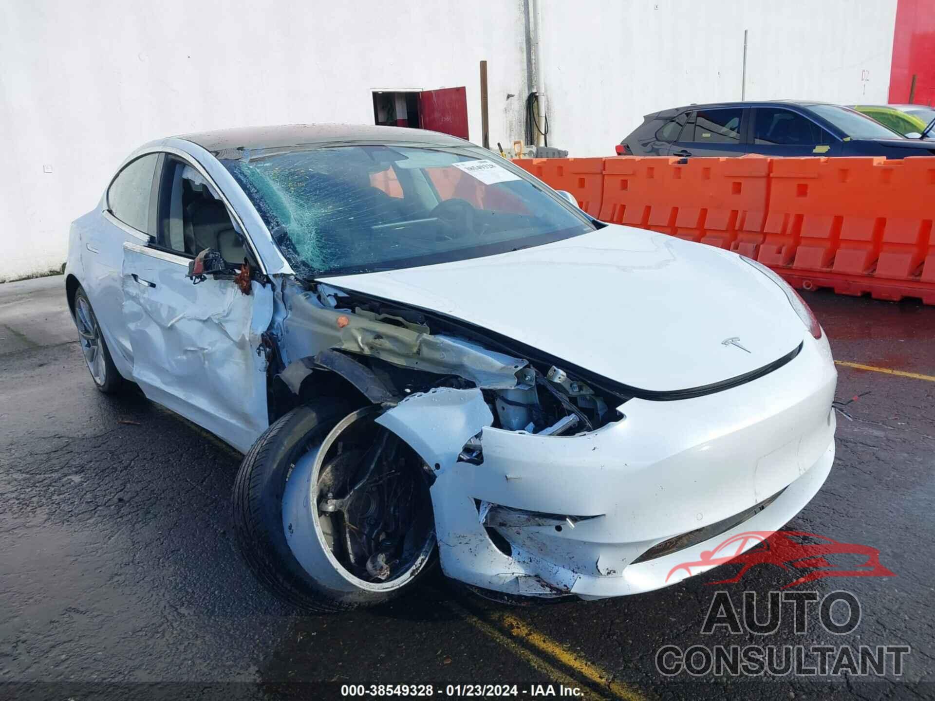 TESLA MODEL 3 2018 - 5YJ3E1EA1JF053654