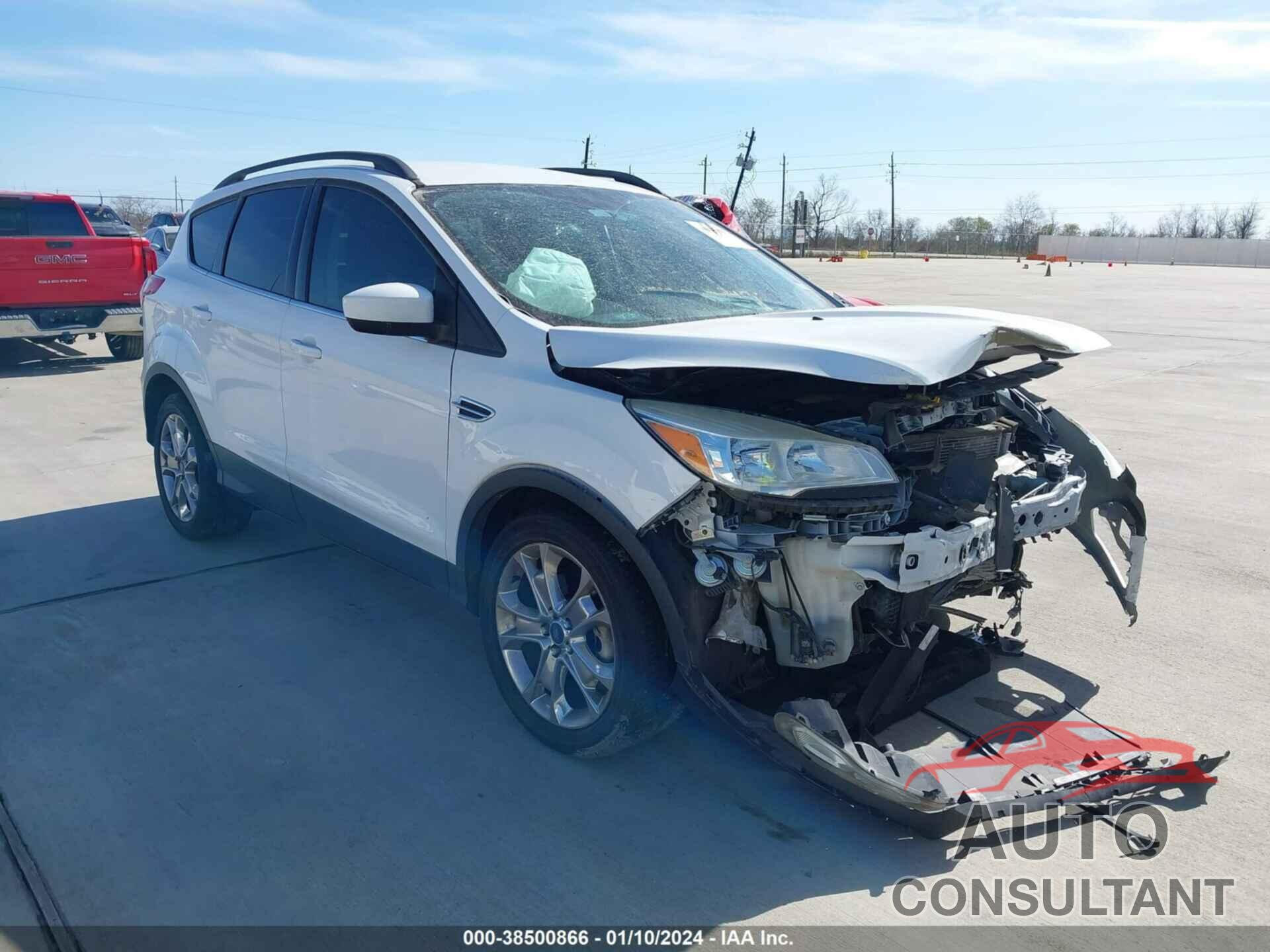 FORD ESCAPE 2016 - 1FMCU0GX7GUB46947