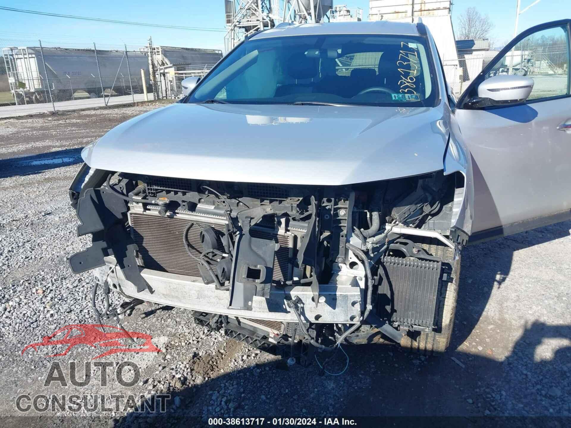 NISSAN PATHFINDER 2017 - 5N1DR2MM8HC640186