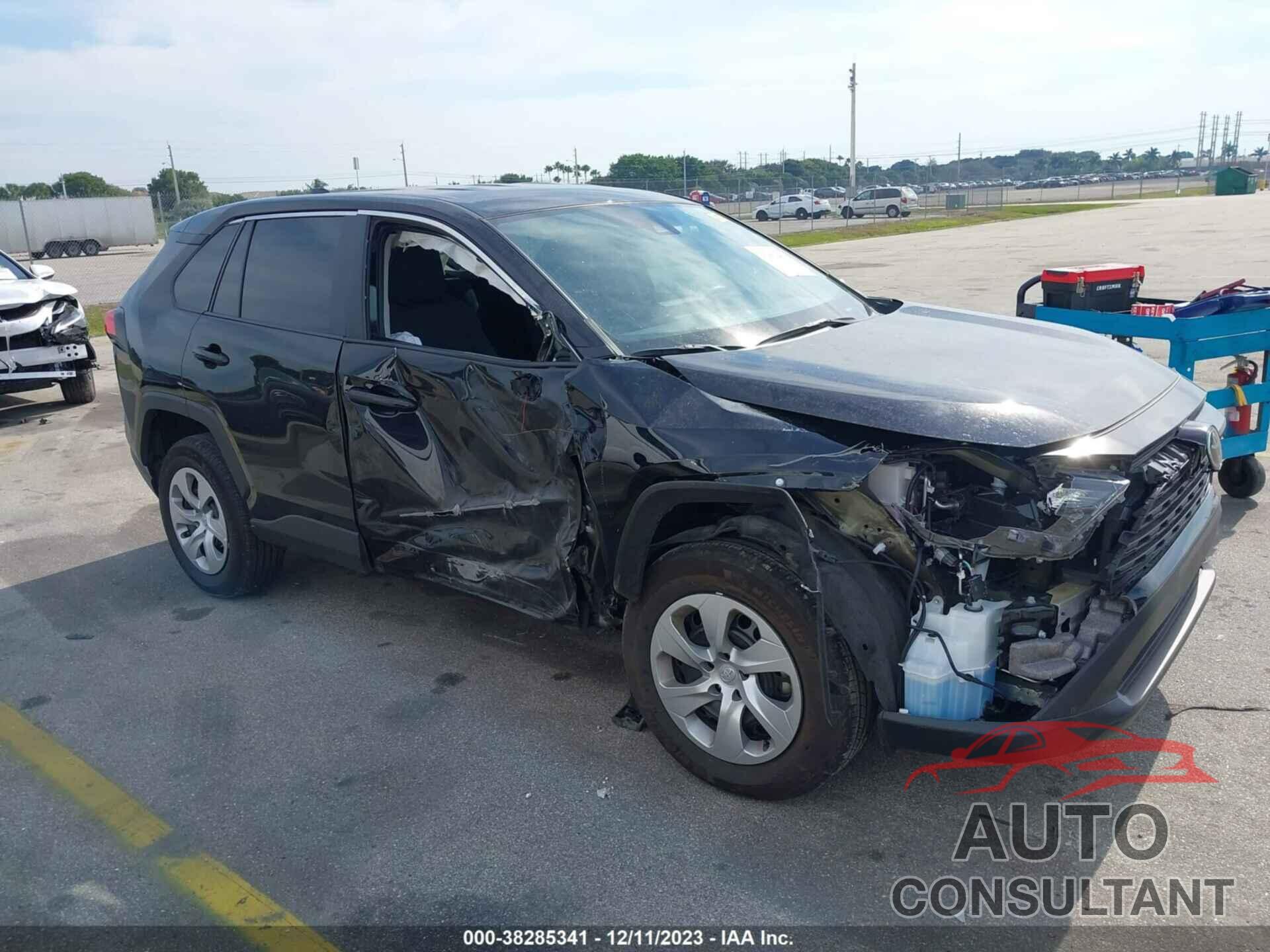 TOYOTA RAV4 2022 - 2T3K1RFV1NW233417