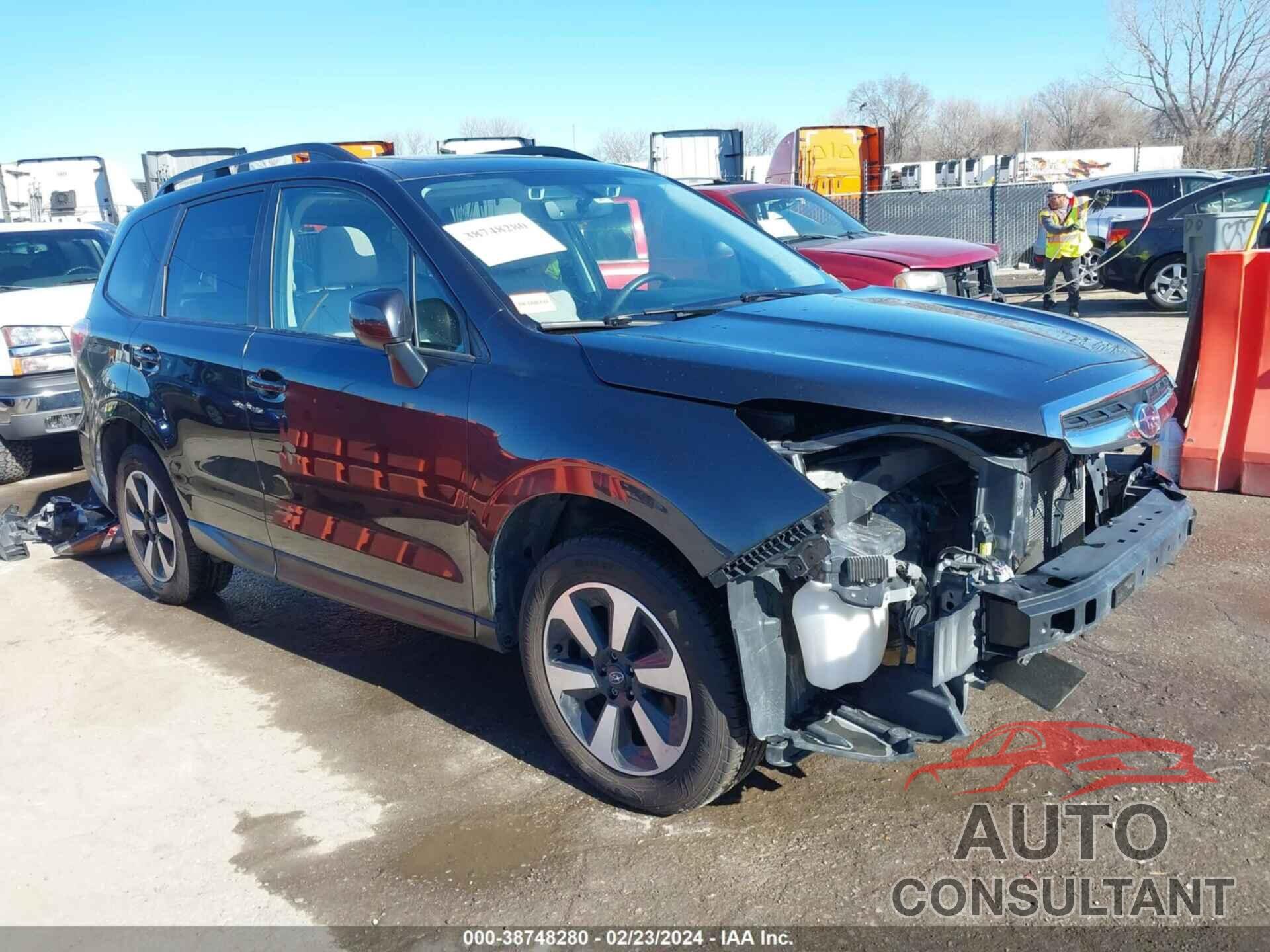 SUBARU FORESTER 2017 - JF2SJAGC4HH576054