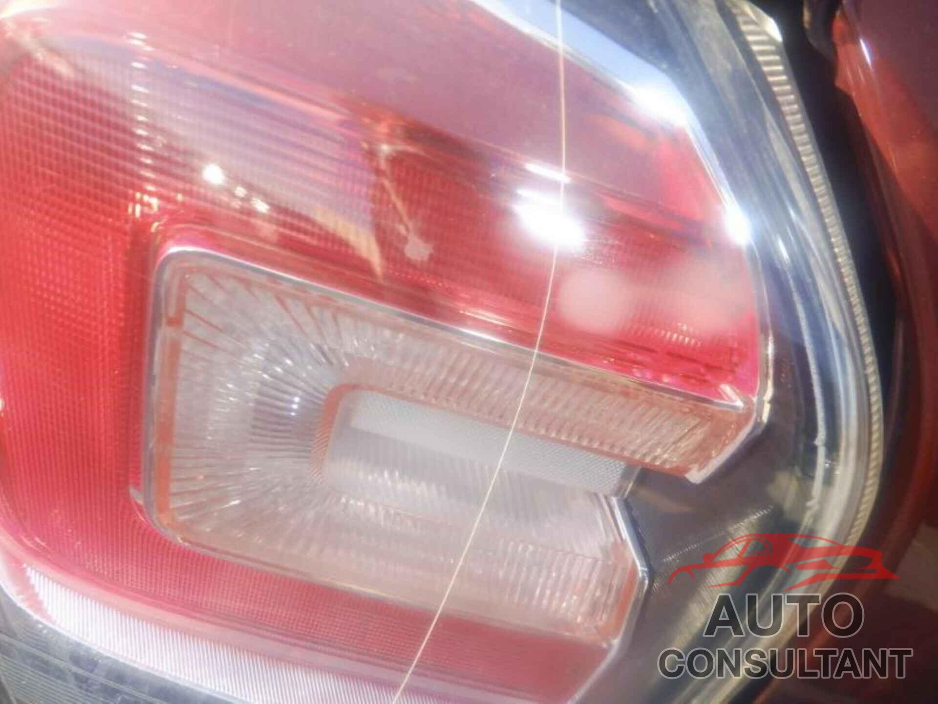 SUBARU FORESTER 2018 - JF2SJAGC2JH606299