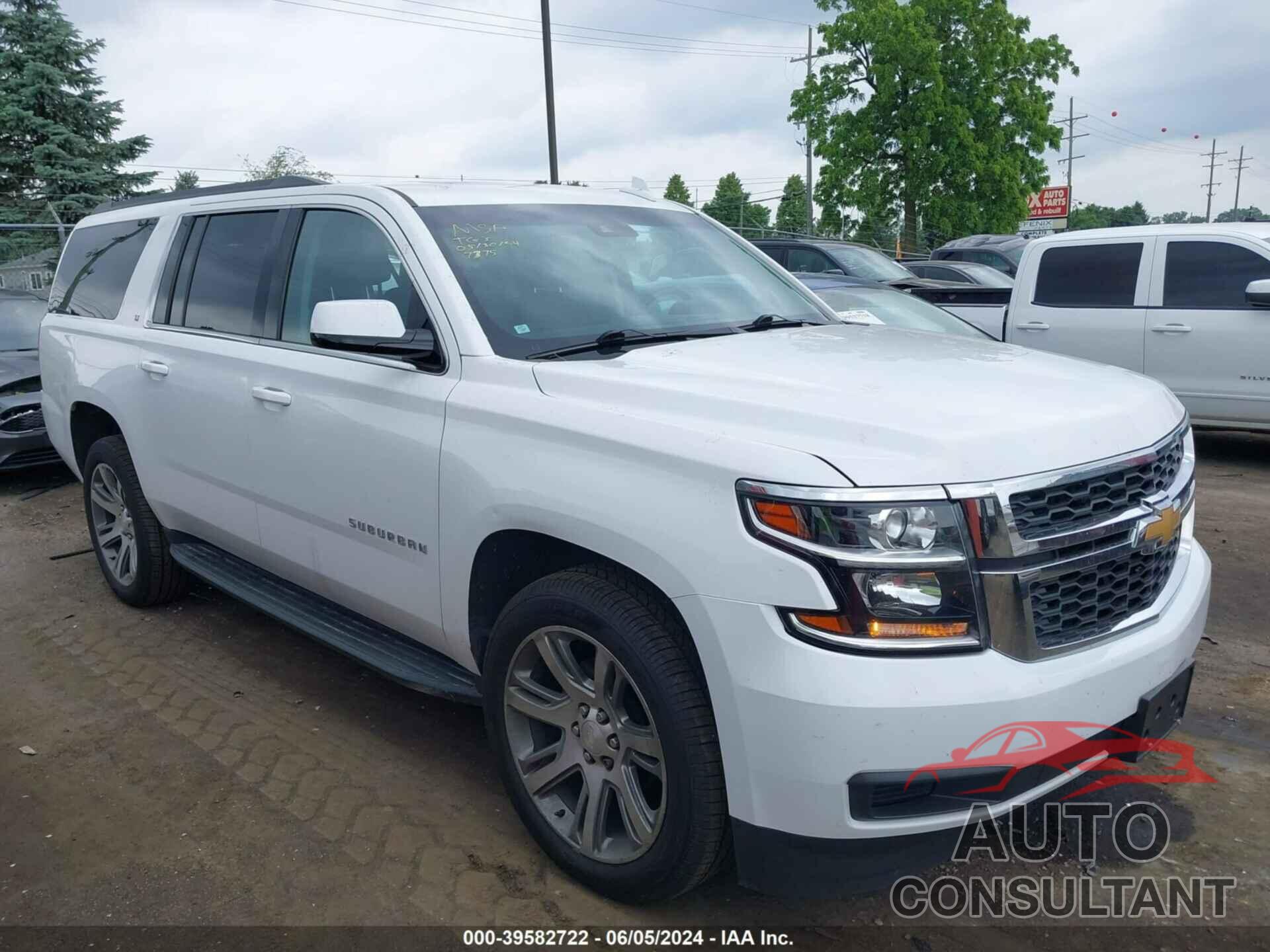 CHEVROLET SUBURBAN 2019 - 1GNSKHKC2KR277375