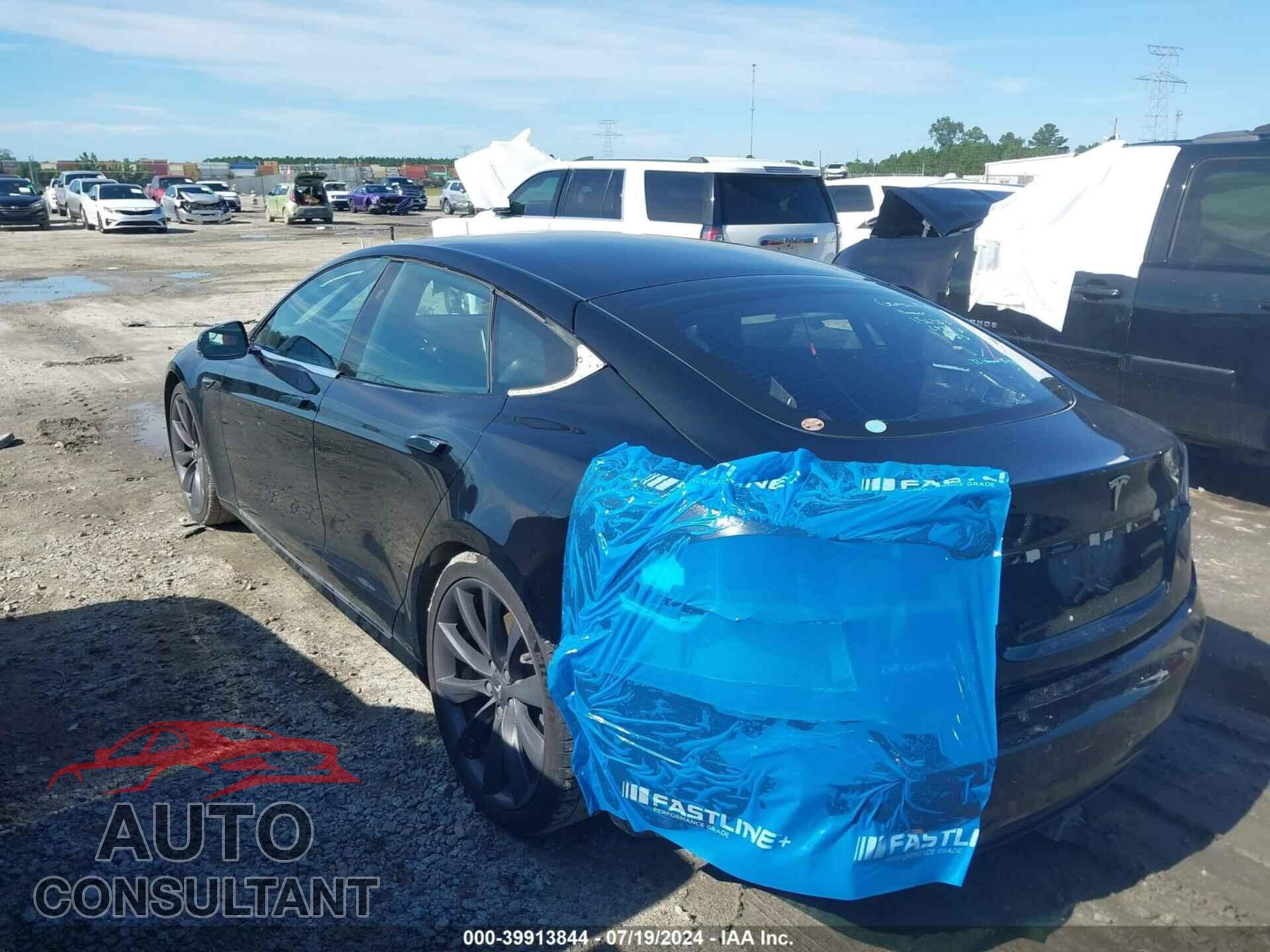 TESLA MODEL S 2017 - 5YJSA1E19HF217962