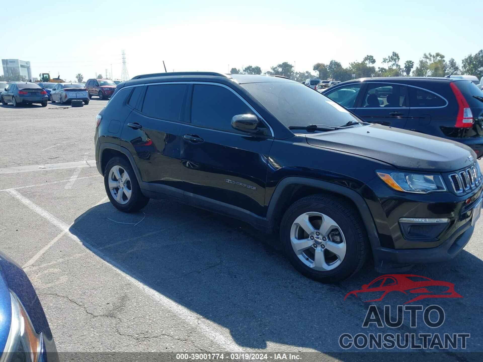 JEEP COMPASS 2018 - 3C4NJCBB2JT461790