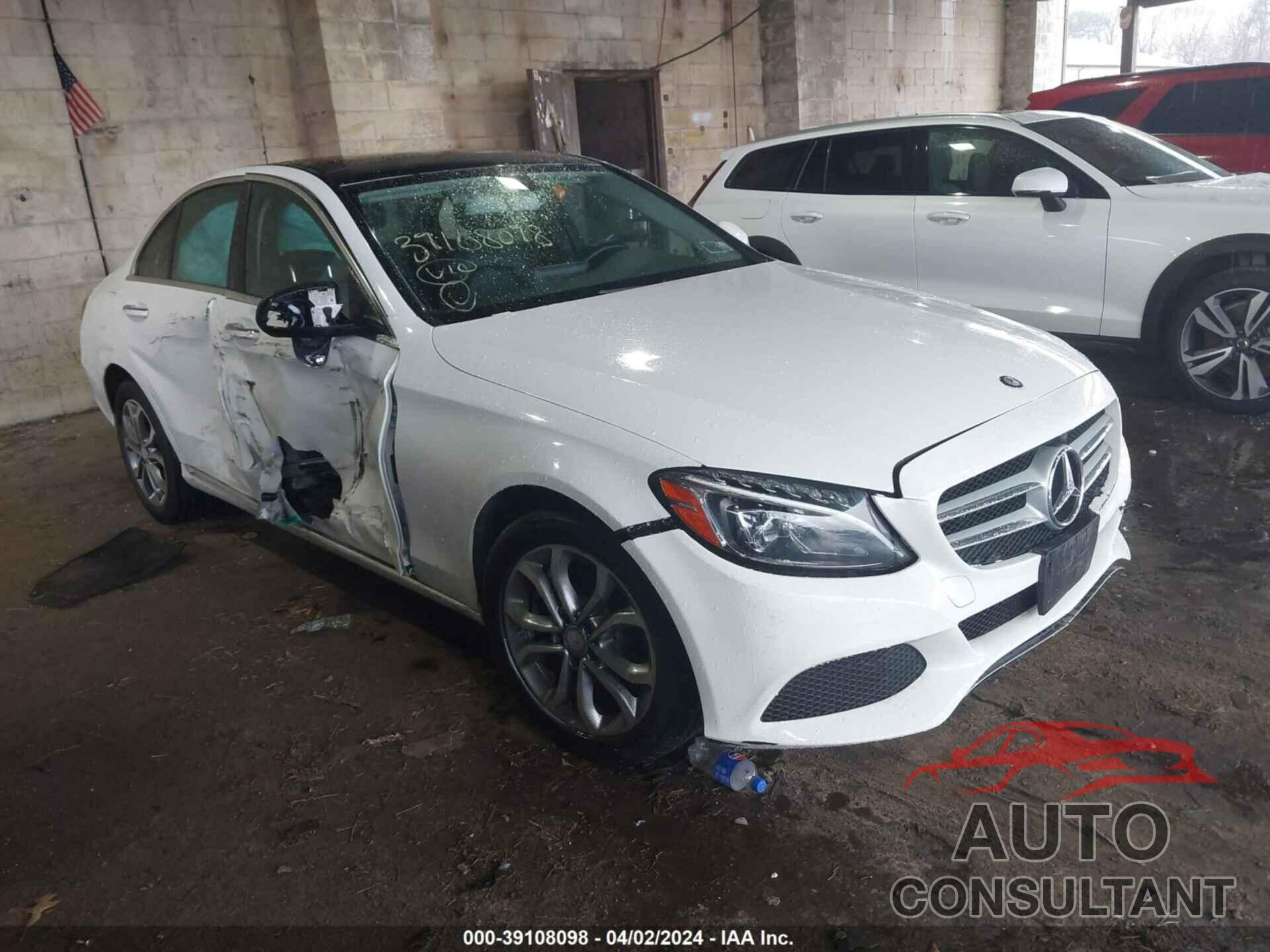 MERCEDES-BENZ C 300 2016 - 55SWF4KB3GU113370