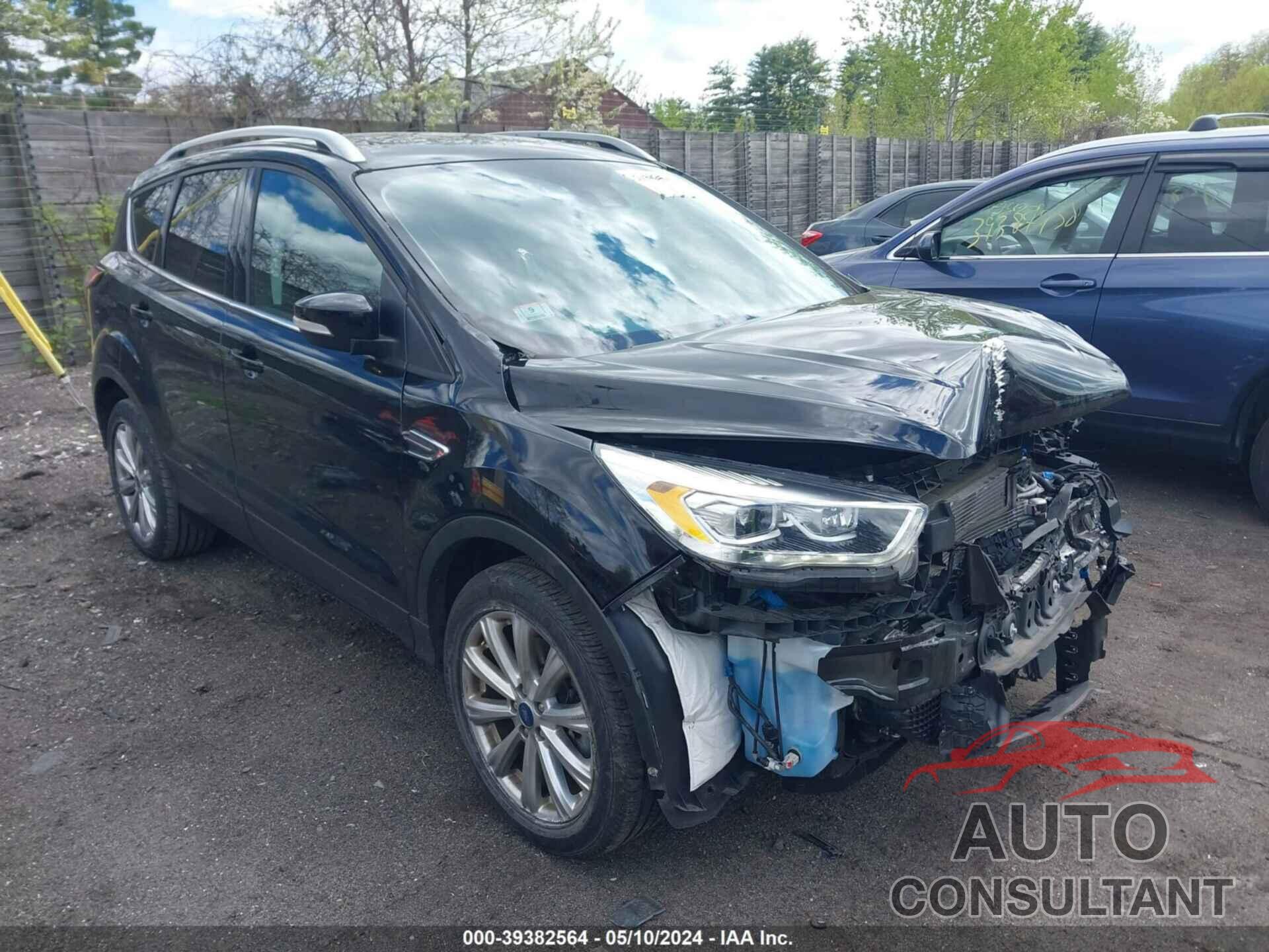 FORD ESCAPE 2018 - 1FMCU9J91JUA45845