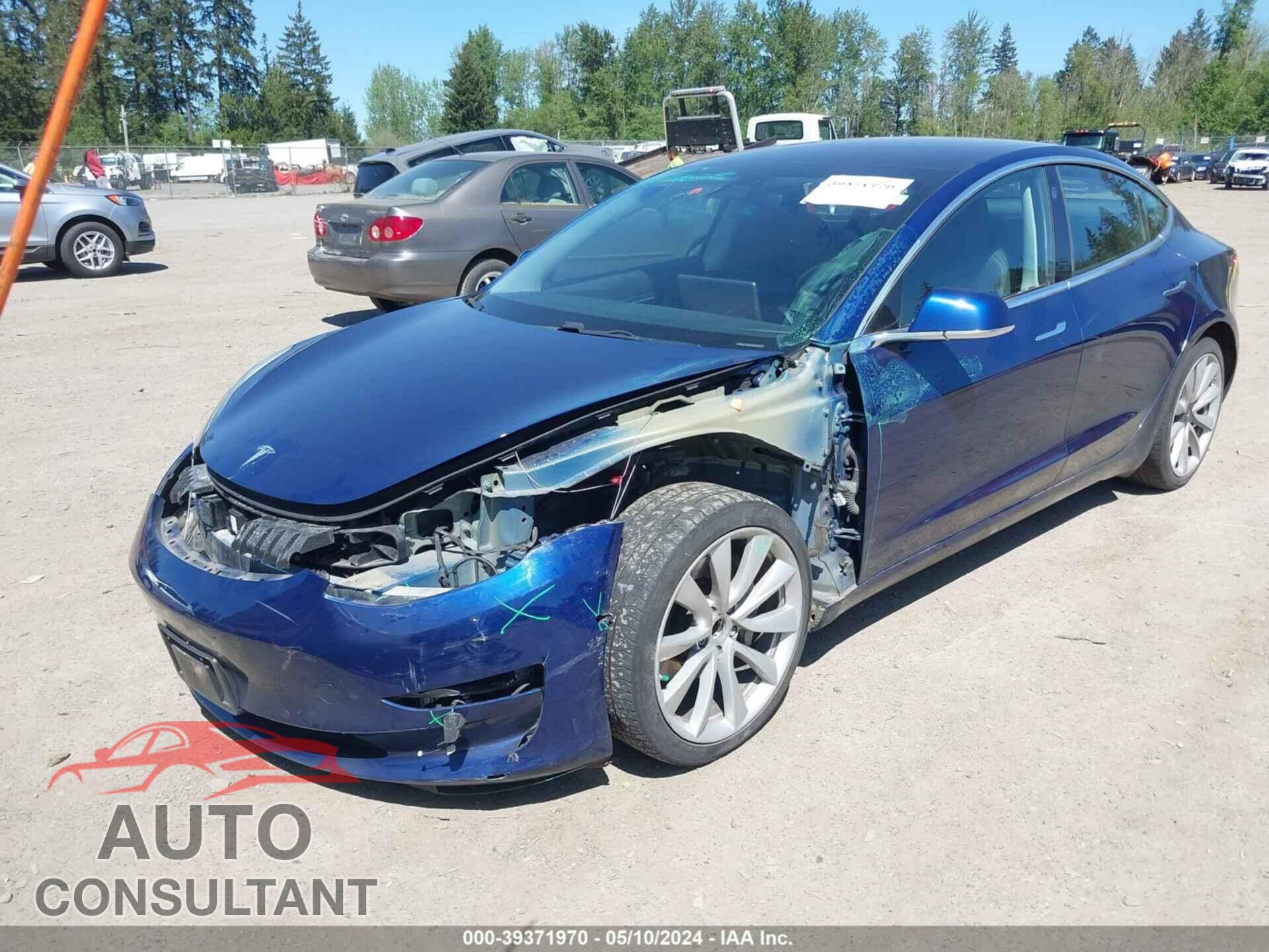 TESLA MODEL 3 2018 - 5YJ3E1EA1JF060068