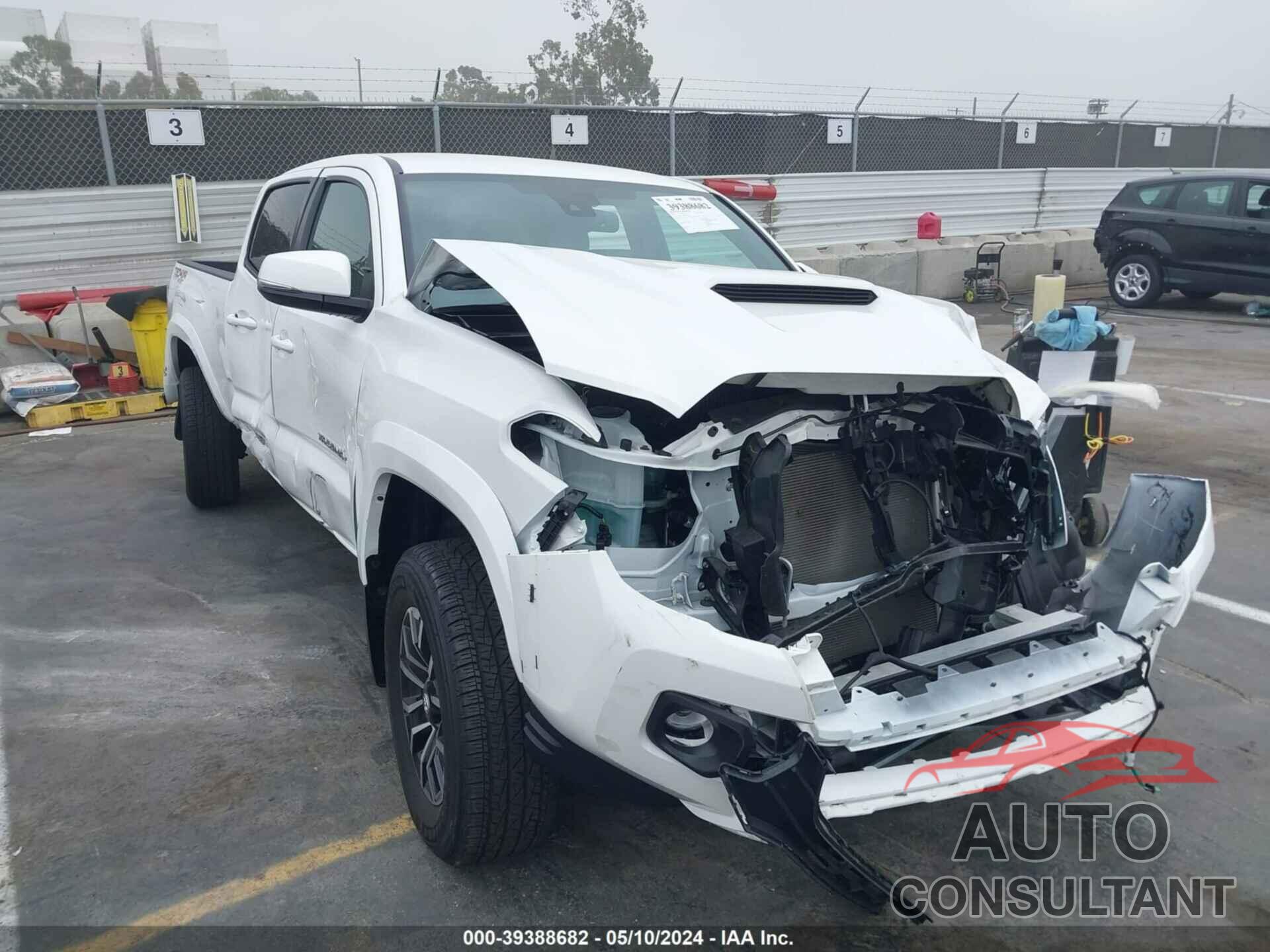 TOYOTA TACOMA 2023 - 3TMDZ5BN9PM159507