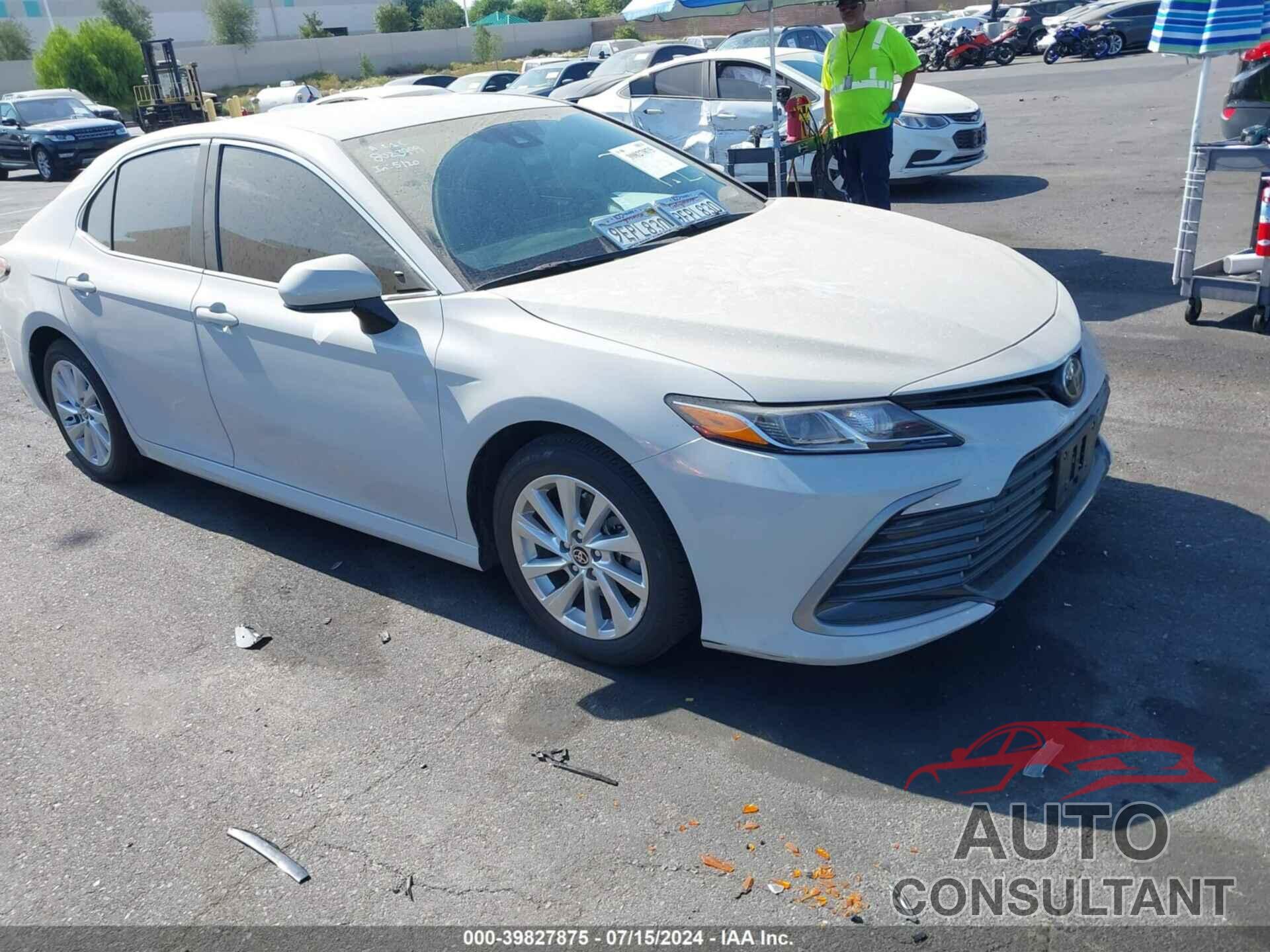 TOYOTA CAMRY 2023 - 4T1C11AK2PU131669