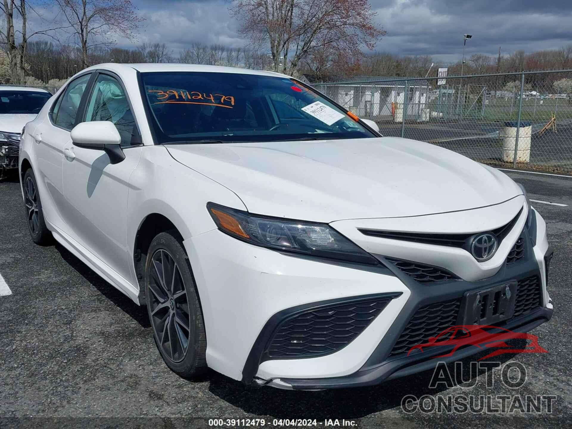 TOYOTA CAMRY 2021 - 4T1G11BK7MU027853