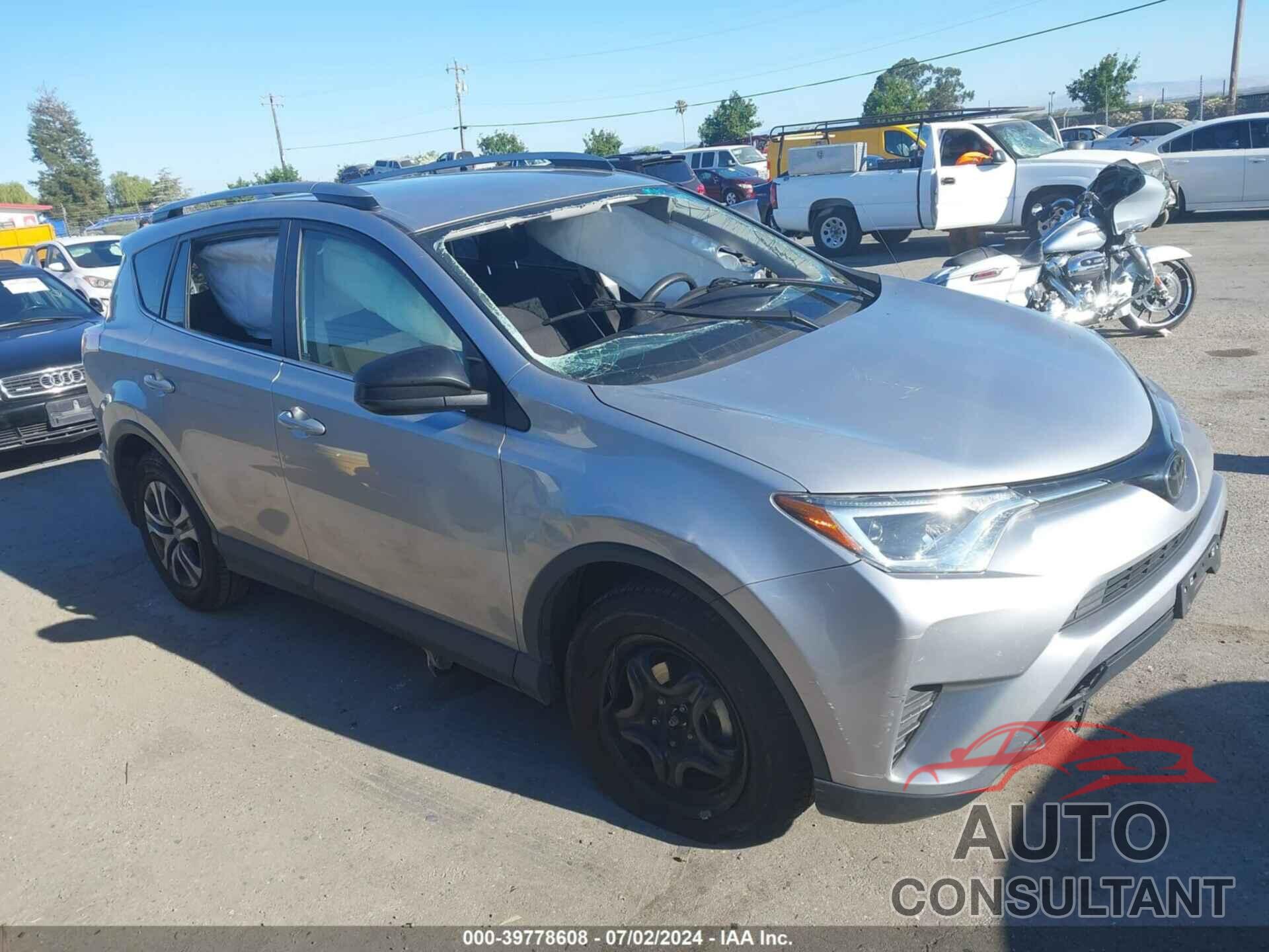 TOYOTA RAV4 2018 - JTMZFREV6JJ162600