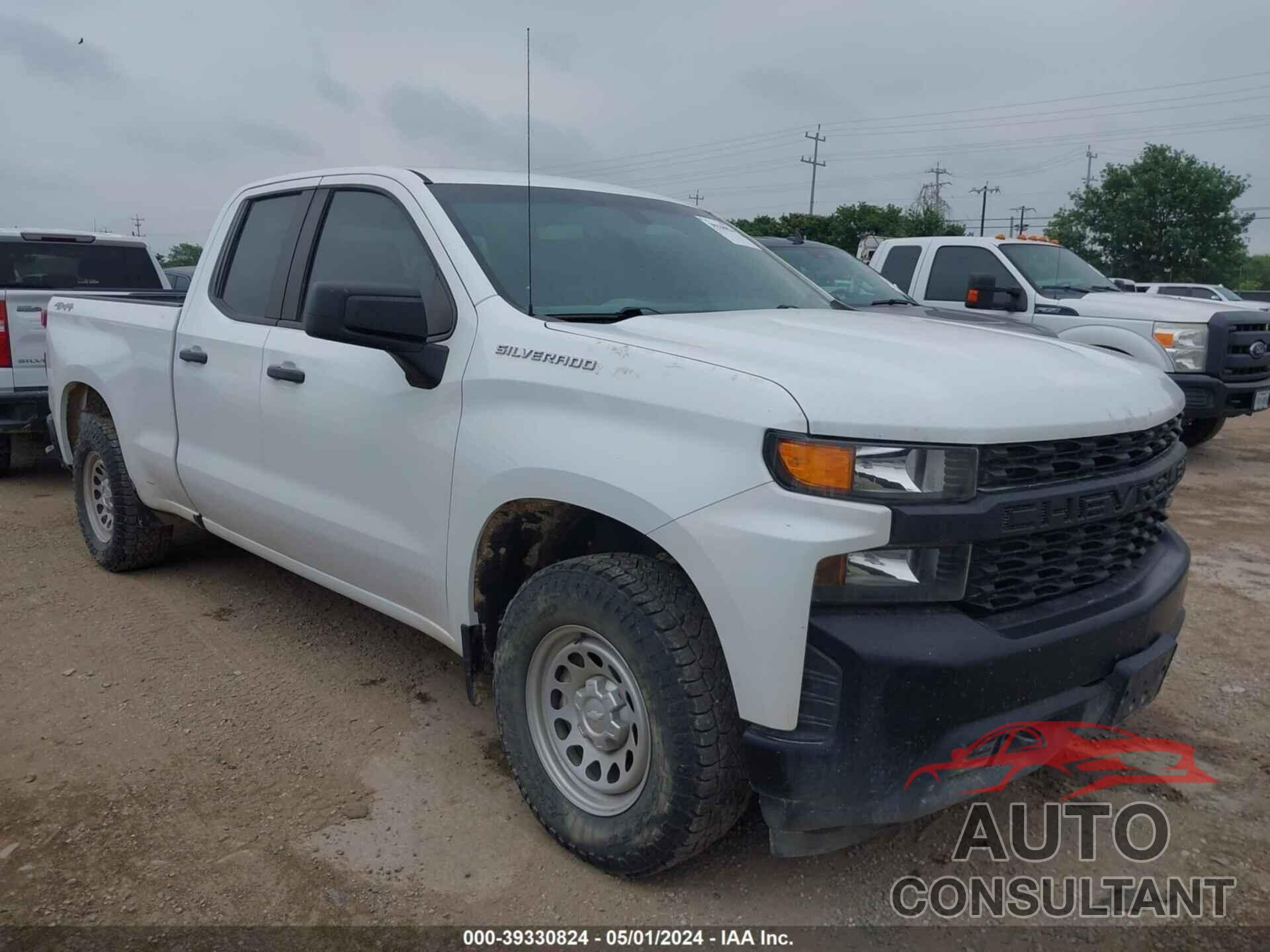 CHEVROLET SILVERADO 1500 2021 - 1GCRYAEHXMZ272867