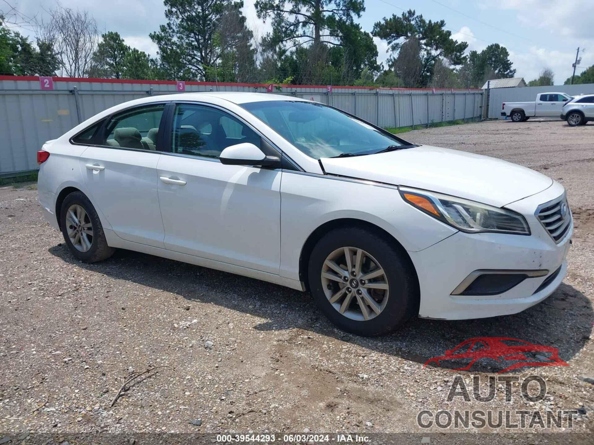 HYUNDAI SONATA 2017 - 5NPE24AF2HH483385