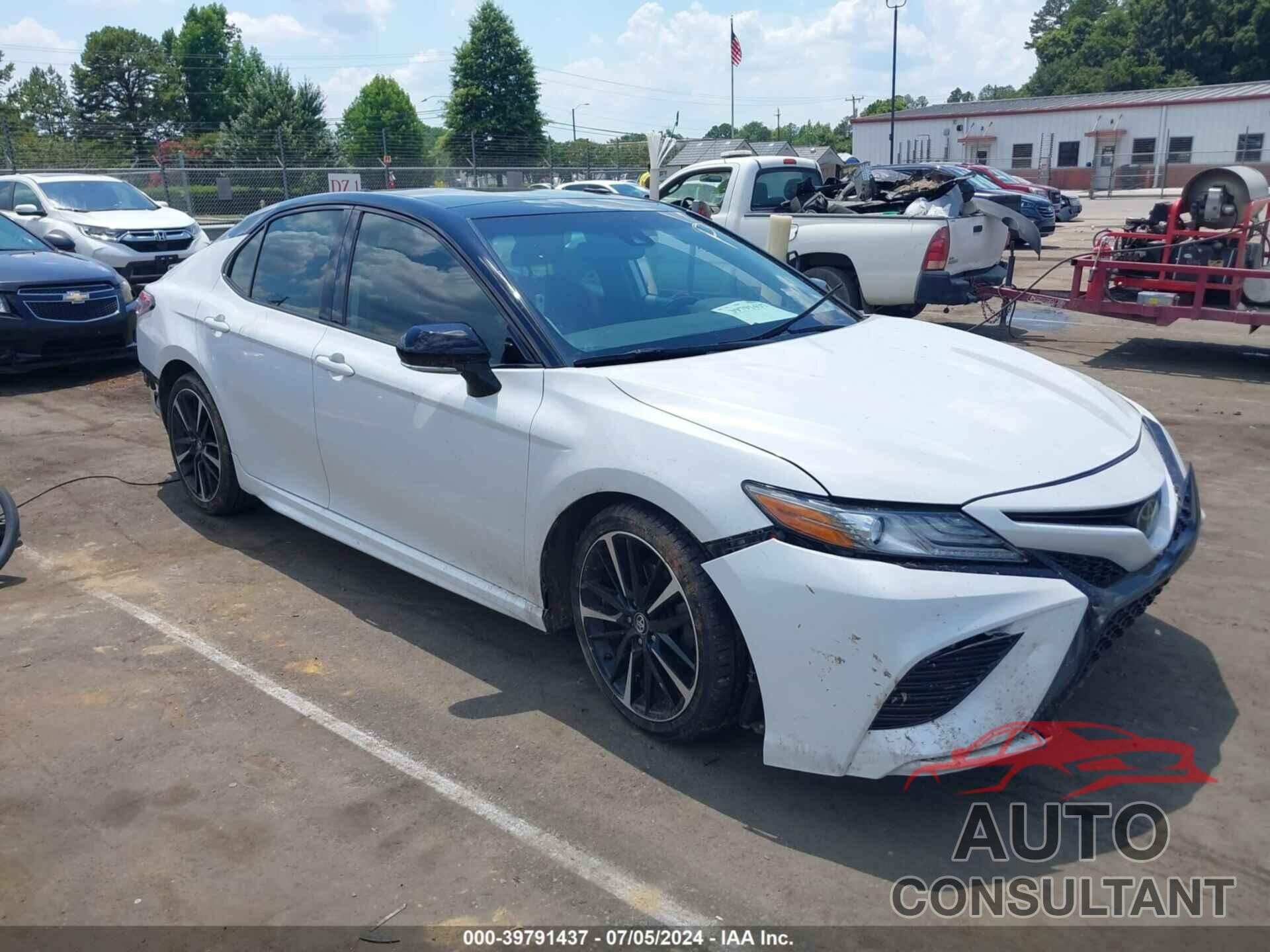 TOYOTA CAMRY 2019 - 4T1B61HK2KU281809