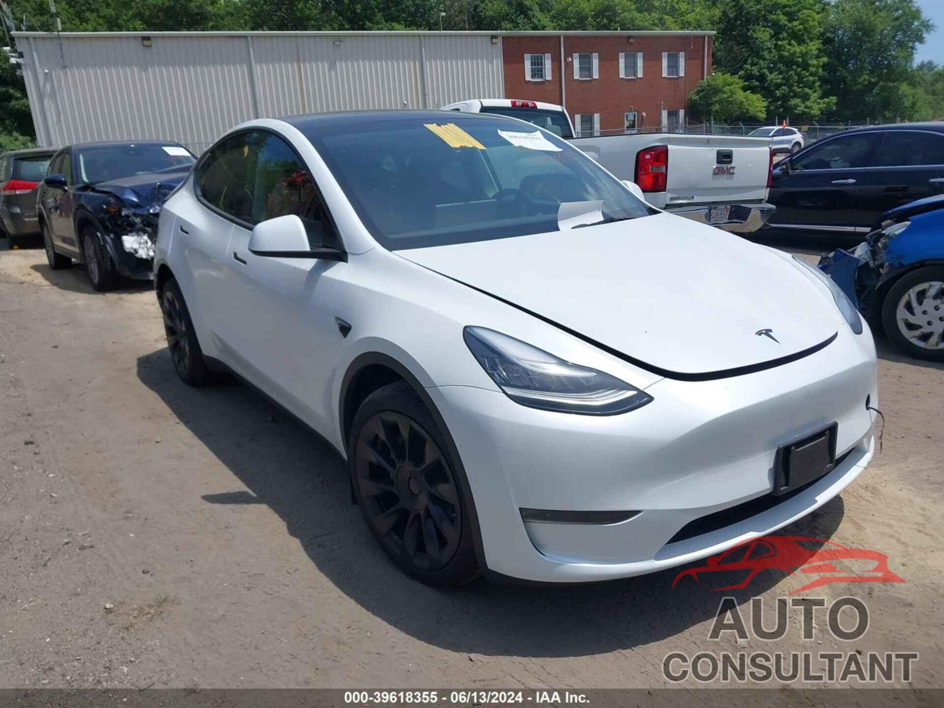 TESLA MODEL Y 2023 - 7SAYGDEE5PA046607