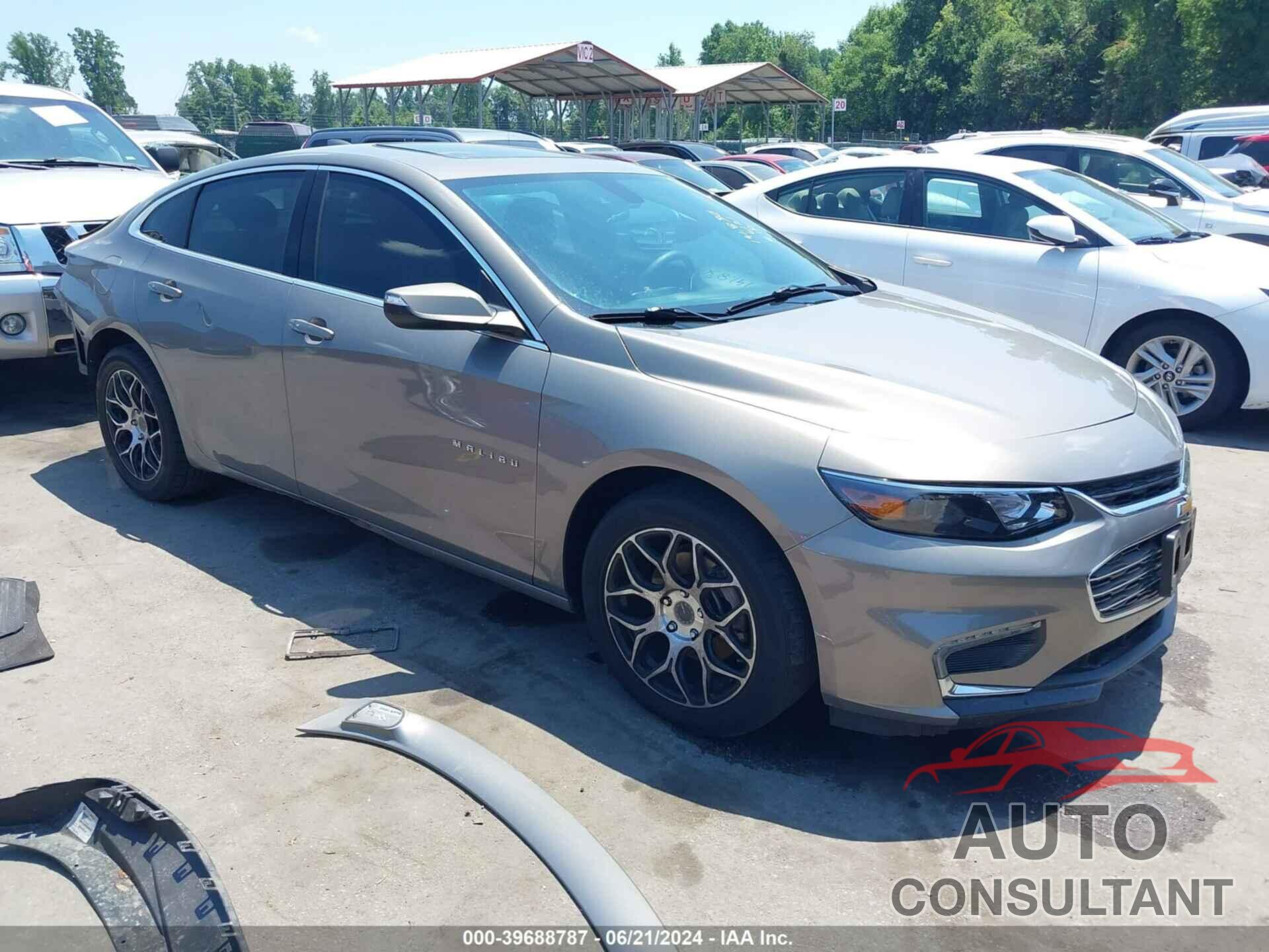 CHEVROLET MALIBU 2018 - 1G1ZD5ST3JF207134