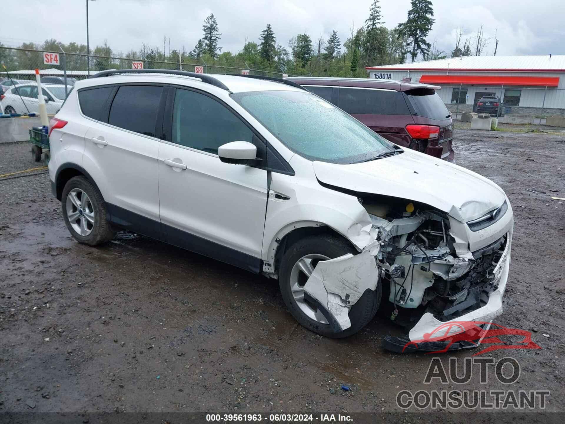 FORD ESCAPE 2016 - 1FMCU0GX1GUA98166