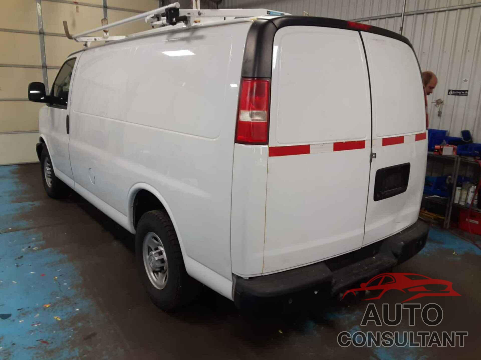 CHEVROLET EXPRESS 2500 2016 - 1GCWGAFF3G1300191