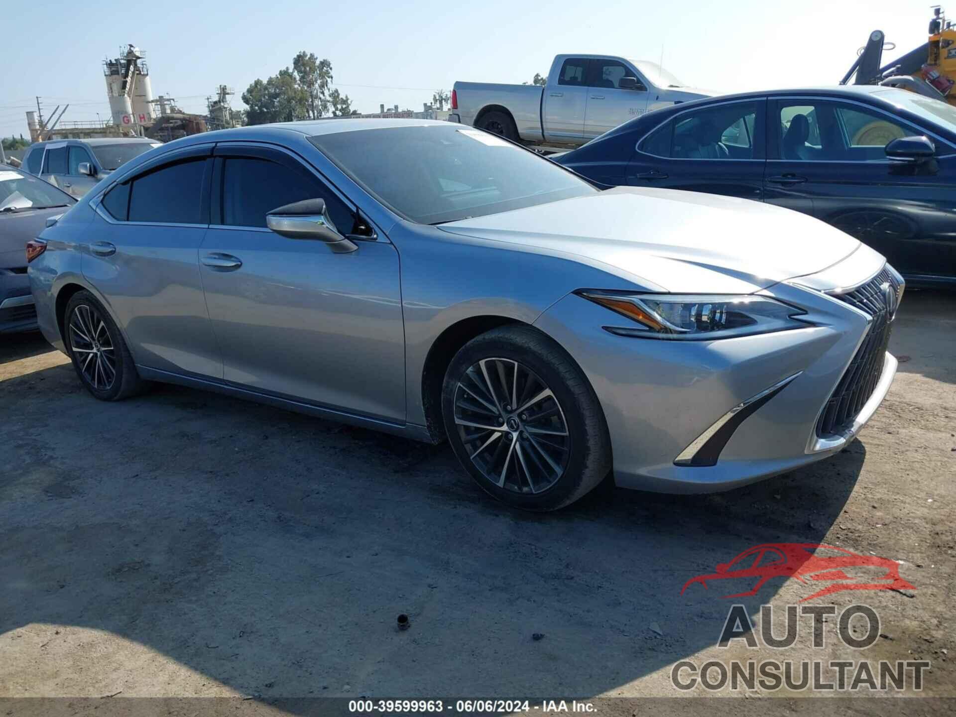 LEXUS ES 300H 2022 - 58ADA1C17NU026107