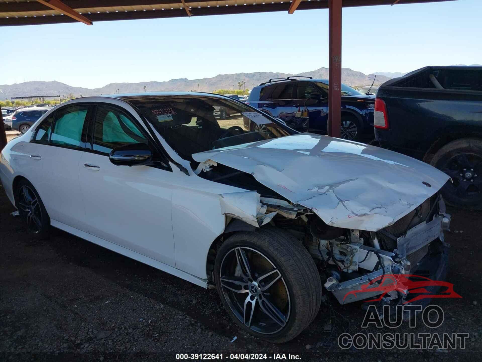 MERCEDES-BENZ E 2020 - W1KZF8DBXLA762756