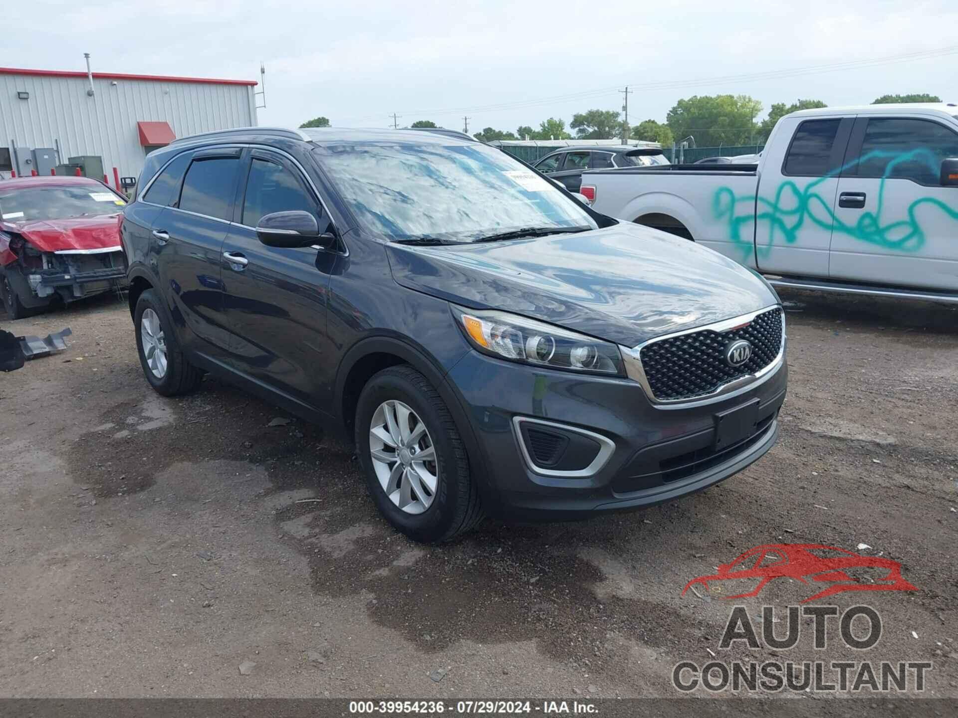 KIA SORENTO 2018 - 5XYPG4A30JG345079
