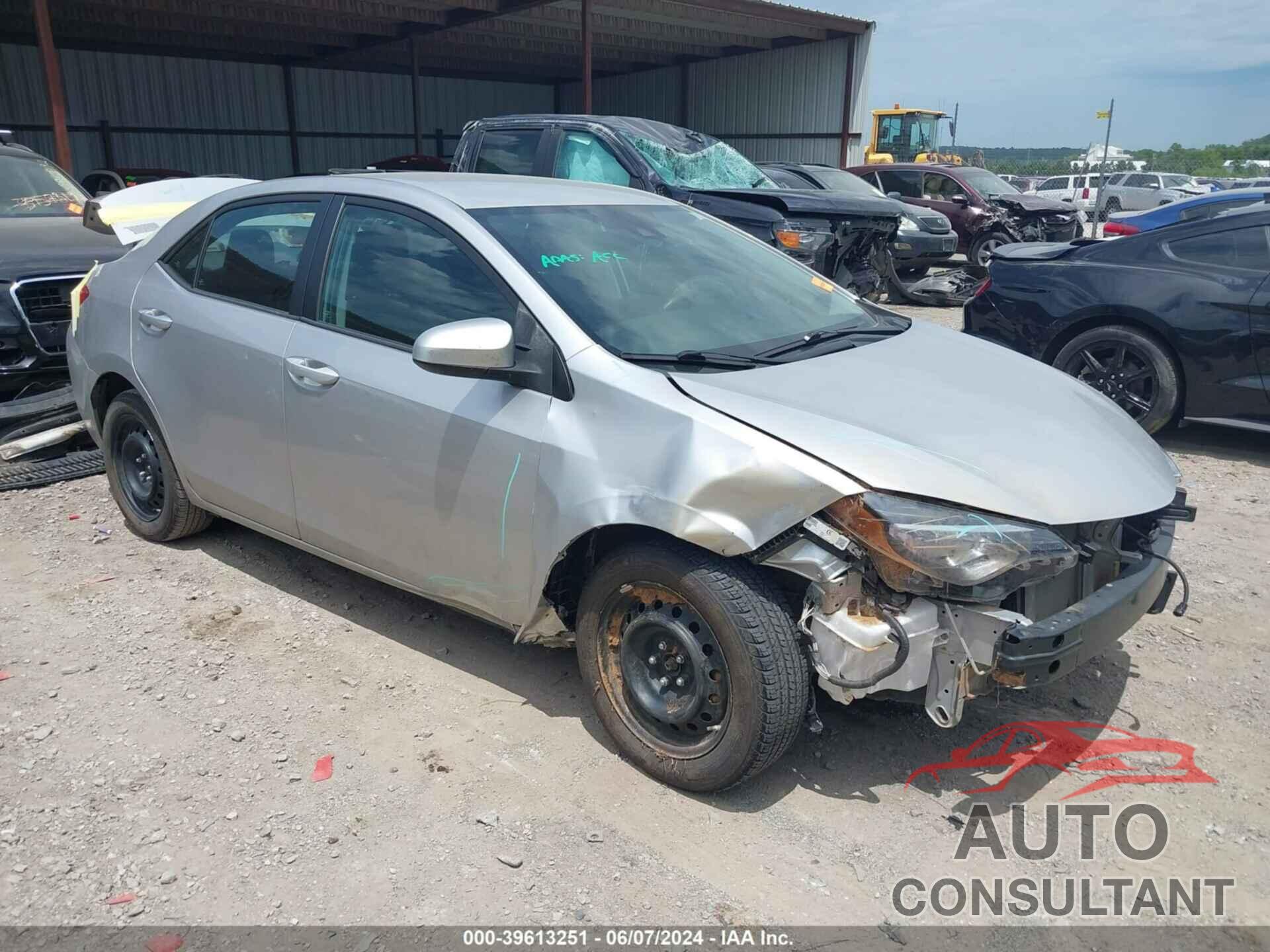 TOYOTA COROLLA 2019 - 2T1BURHE3KC235955