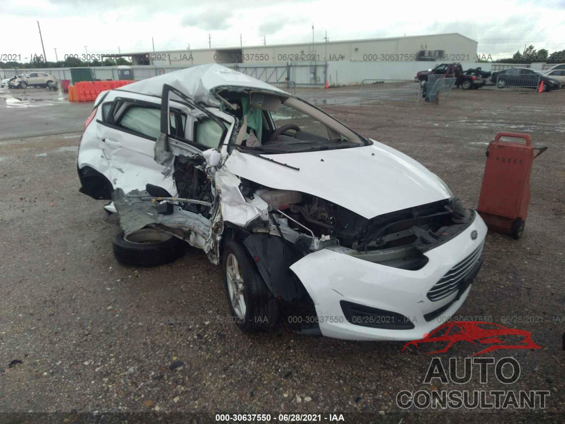 FORD FIESTA 2018 - 3FADP4EJ1JM101851