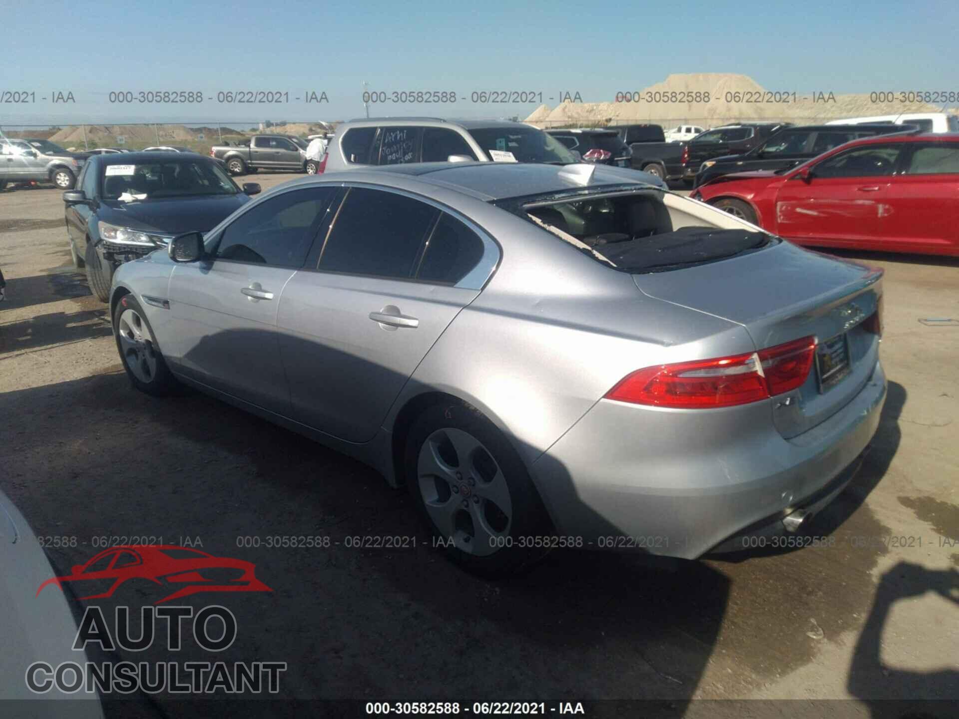JAGUAR XE 2017 - SAJAR4BG4HA973787