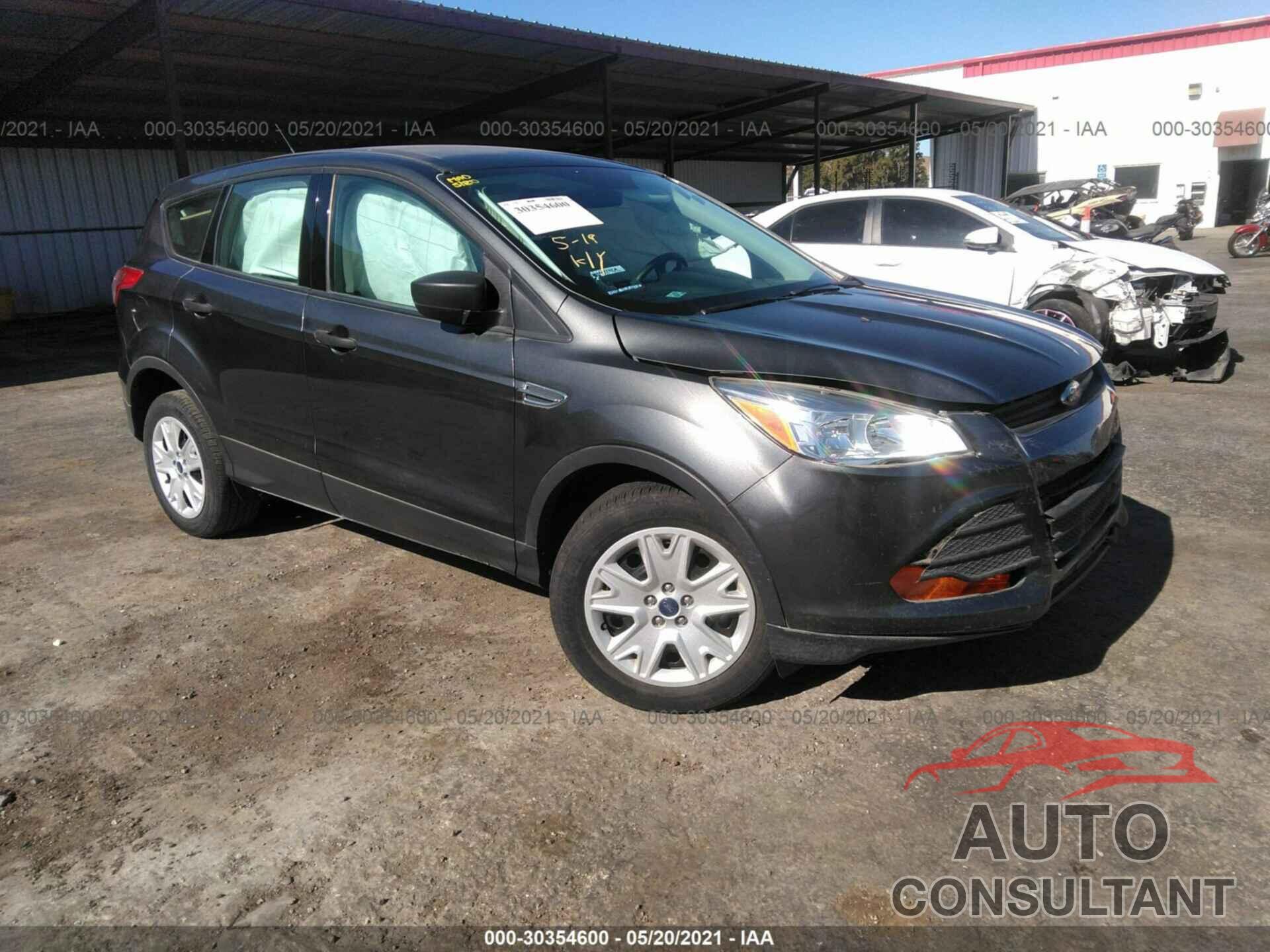 FORD ESCAPE 2016 - 1FMCU0F78GUC80979