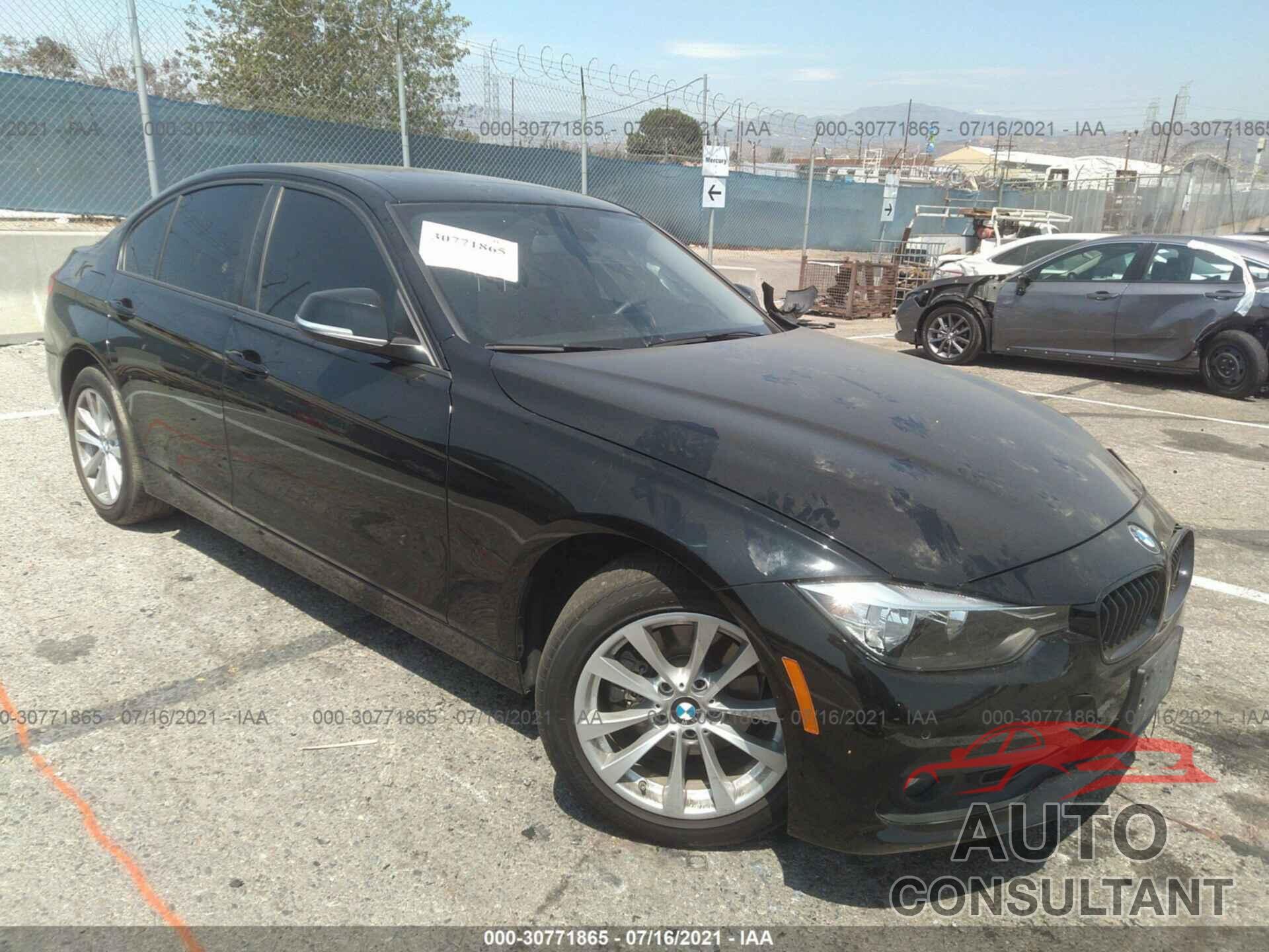 BMW 3 SERIES 2017 - WBA8E1G39HNU19003