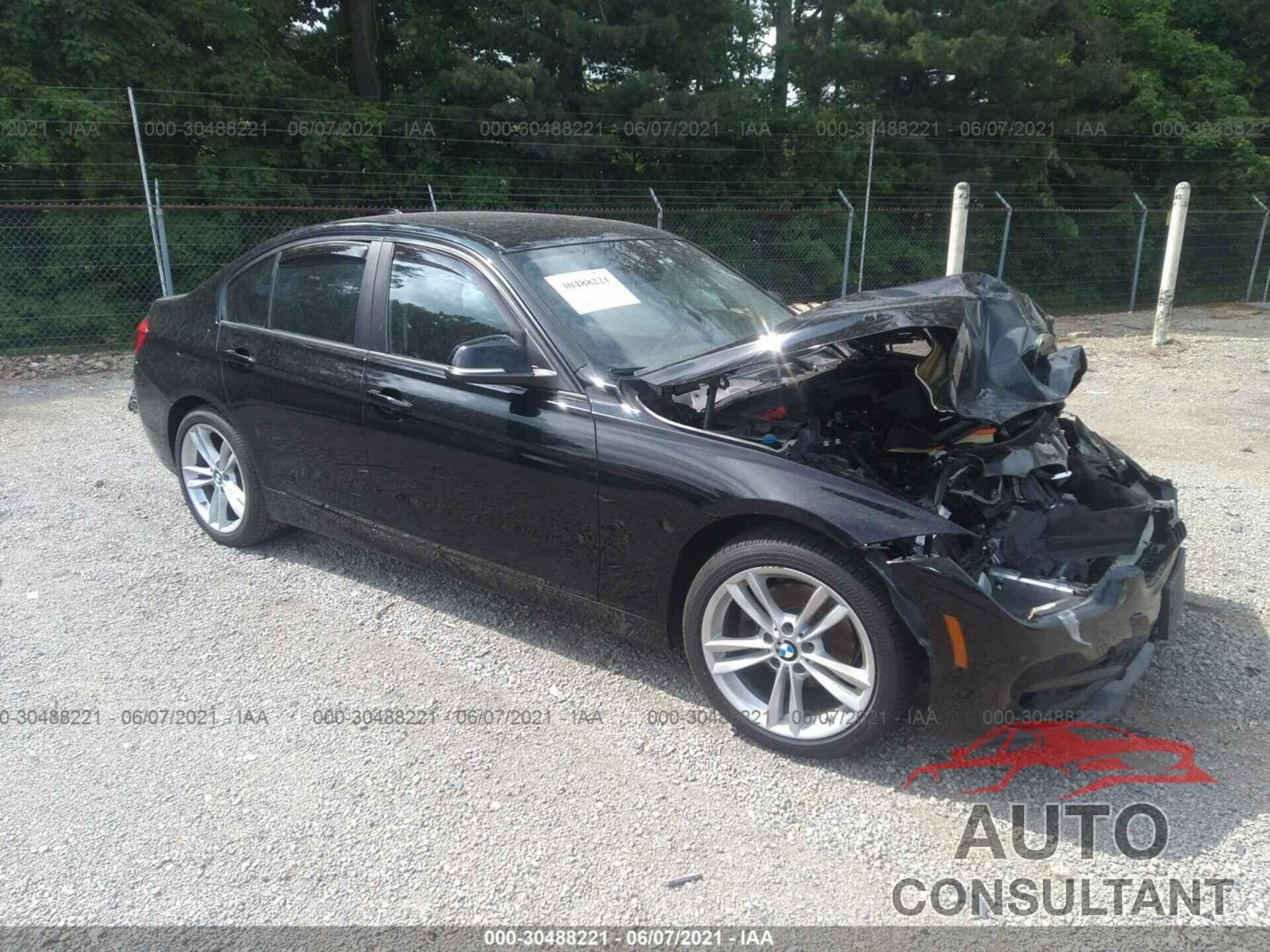 BMW 3 SERIES 2017 - WBA8E1G32HNU17173