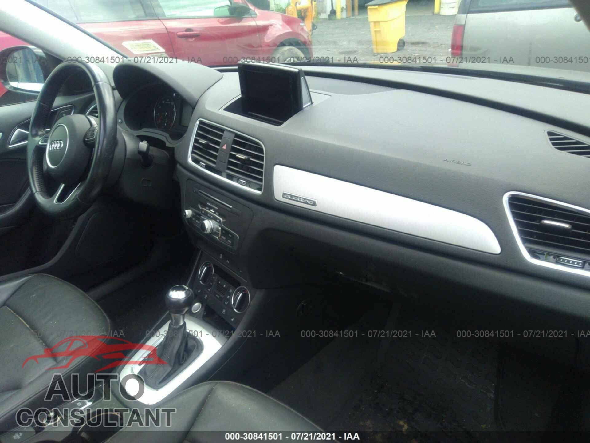 AUDI Q3 2017 - WA1ECCFS2HR009727