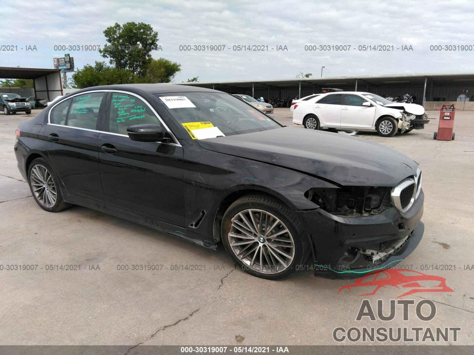 BMW 5 SERIES 2019 - WBAJA5C58KWW14801