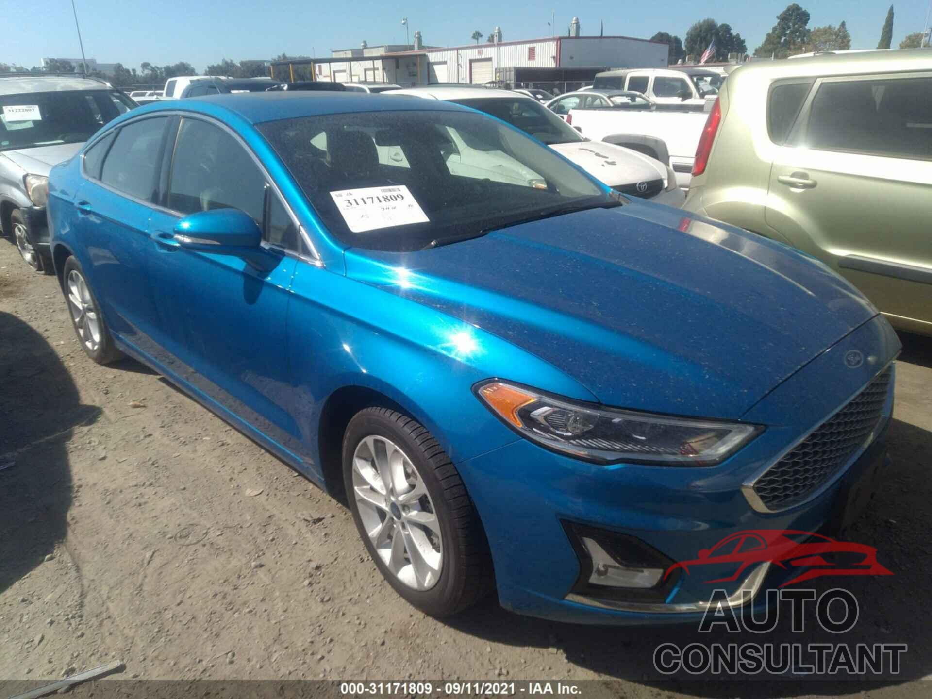 FORD FUSION ENERGI 2019 - 3FA6P0SU2KR173985