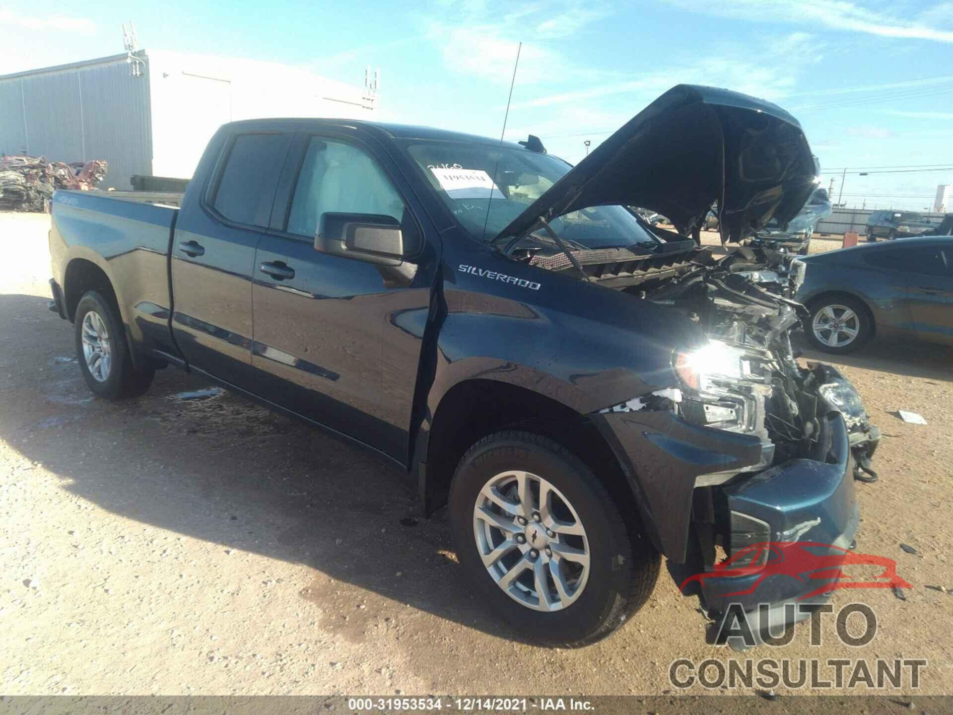 CHEVROLET SILVERADO 1500 2021 - 1GCRYEEK8MZ333460