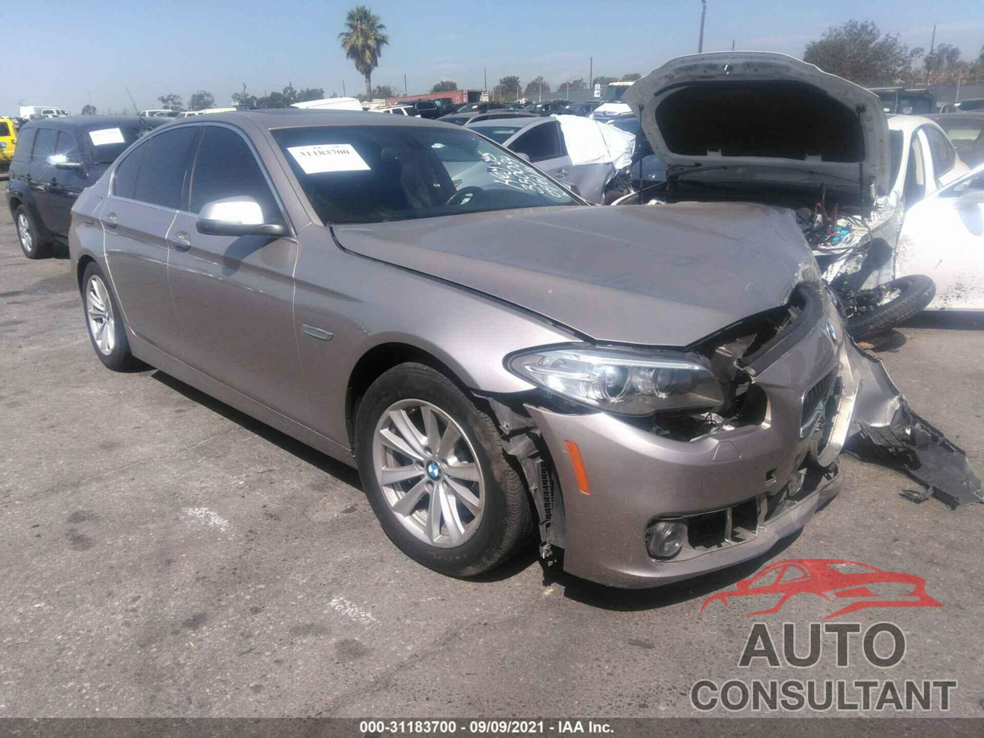 BMW 5 SERIES 2016 - WBA5A5C53GG350034