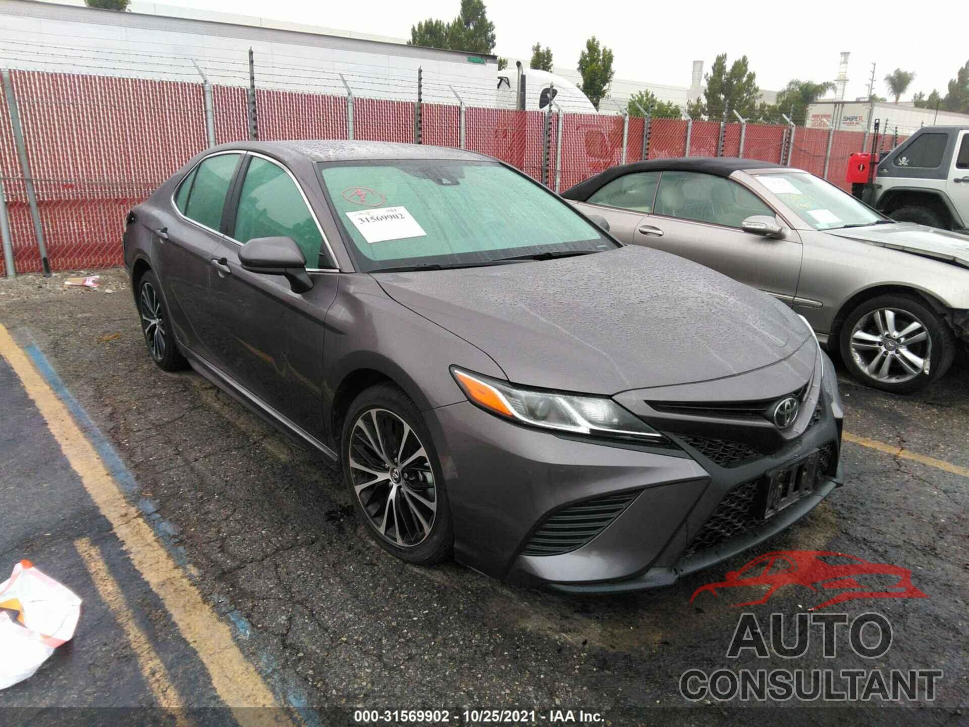 TOYOTA CAMRY 2020 - 4T1G11AKXLU352030