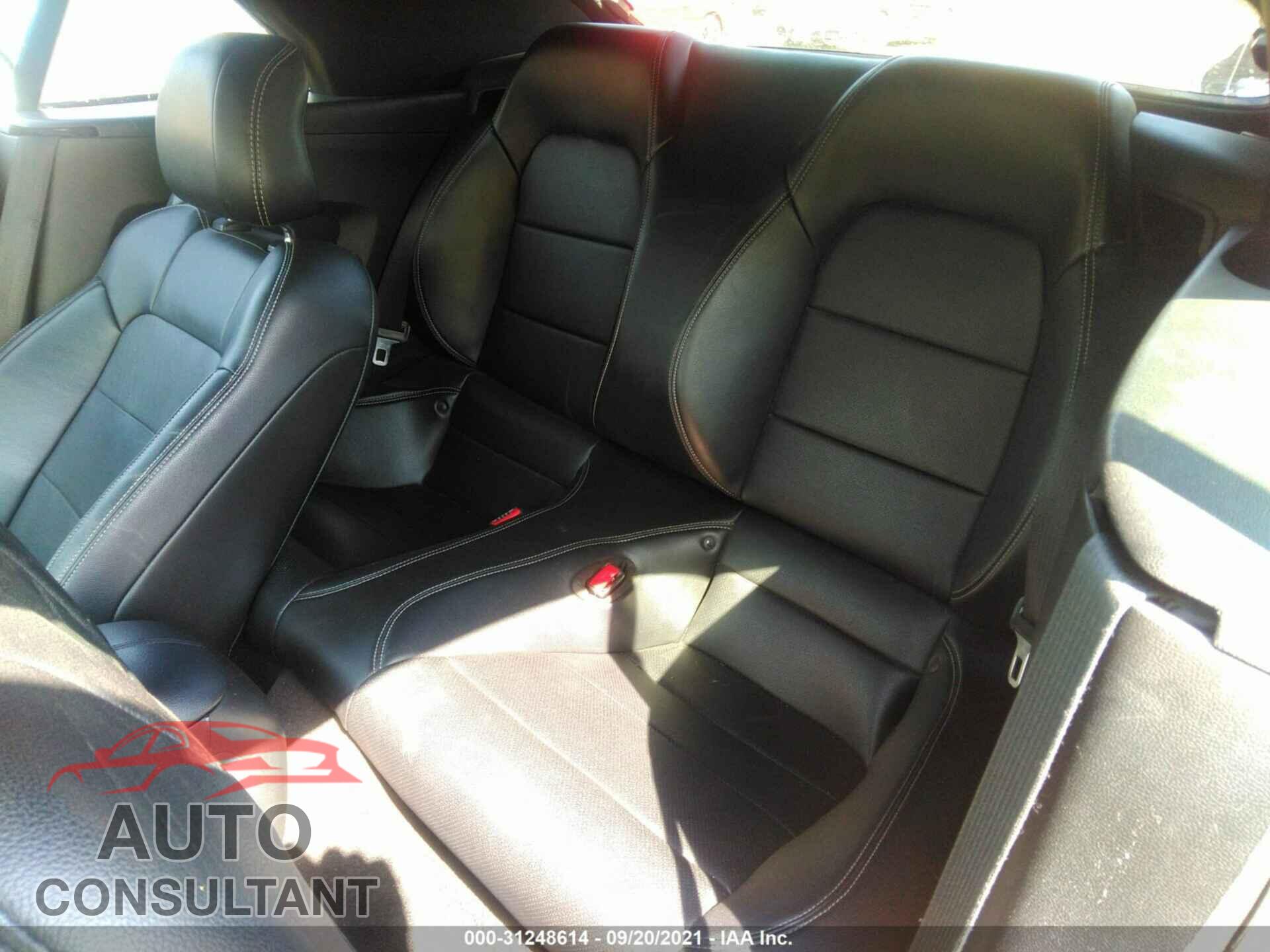 FORD MUSTANG 2016 - 1FATP8UH0G5212956