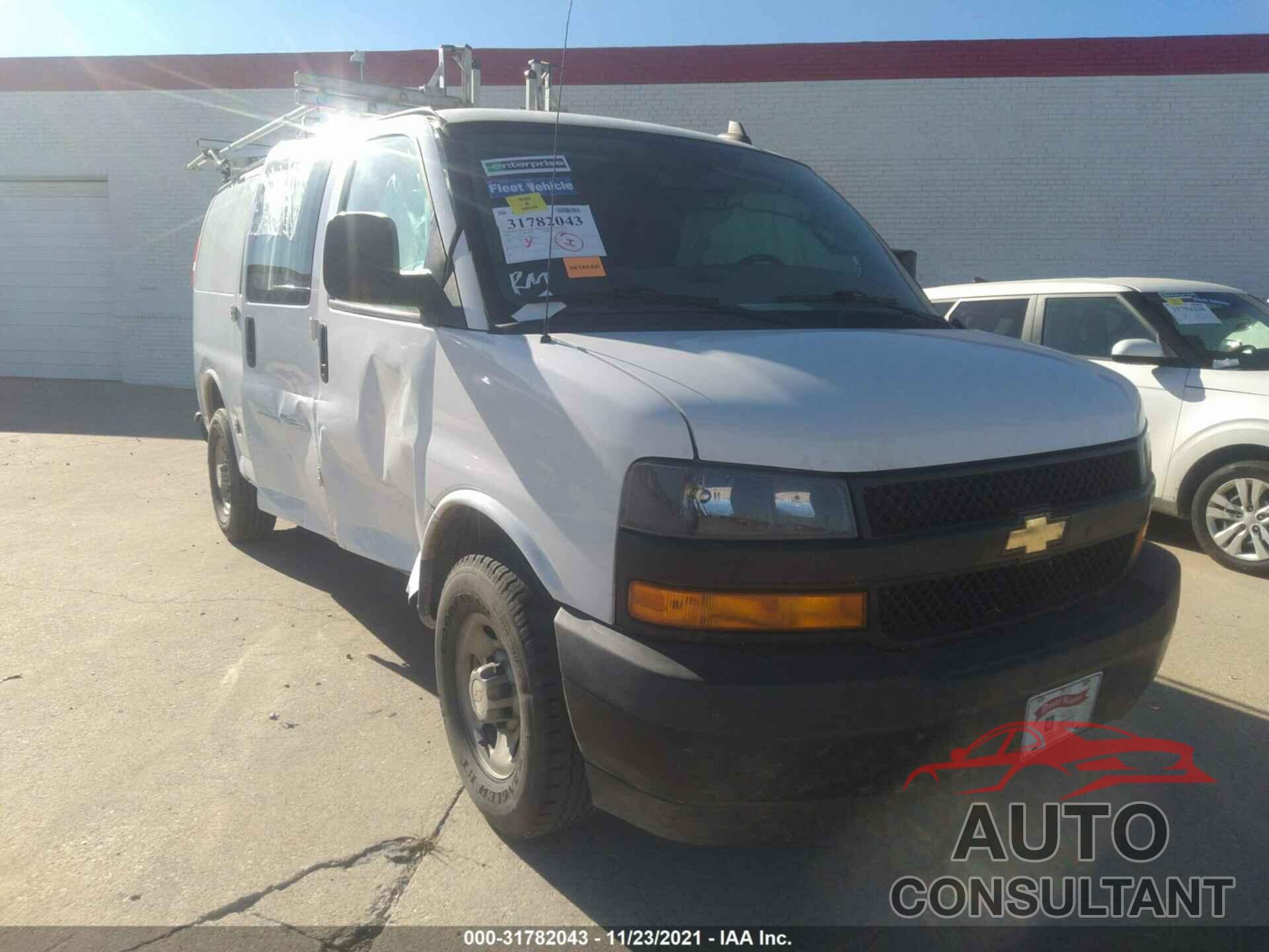 CHEVROLET EXPRESS CARGO VAN 2019 - 1GCWGAFP8K1300978