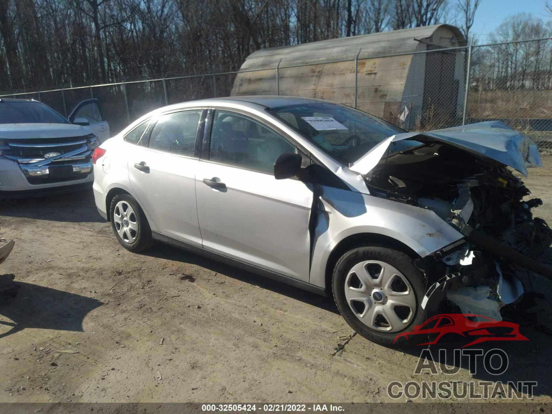 FORD FOCUS 2016 - 1FADP3E23GL313941